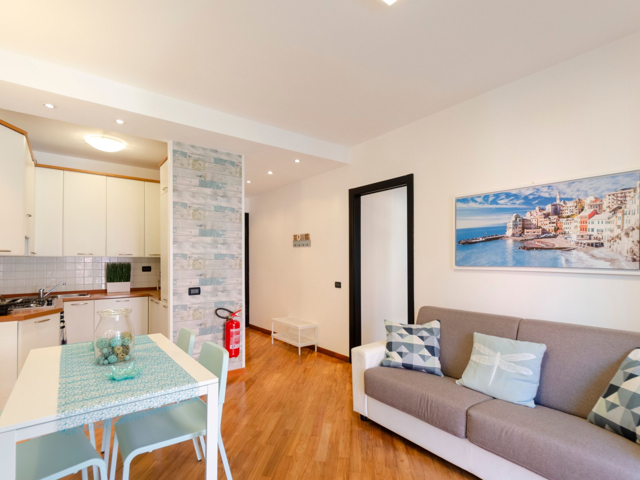 Dock of the Bay Genova, 2b 1b, 2 garage e balcone-Image-tags.info