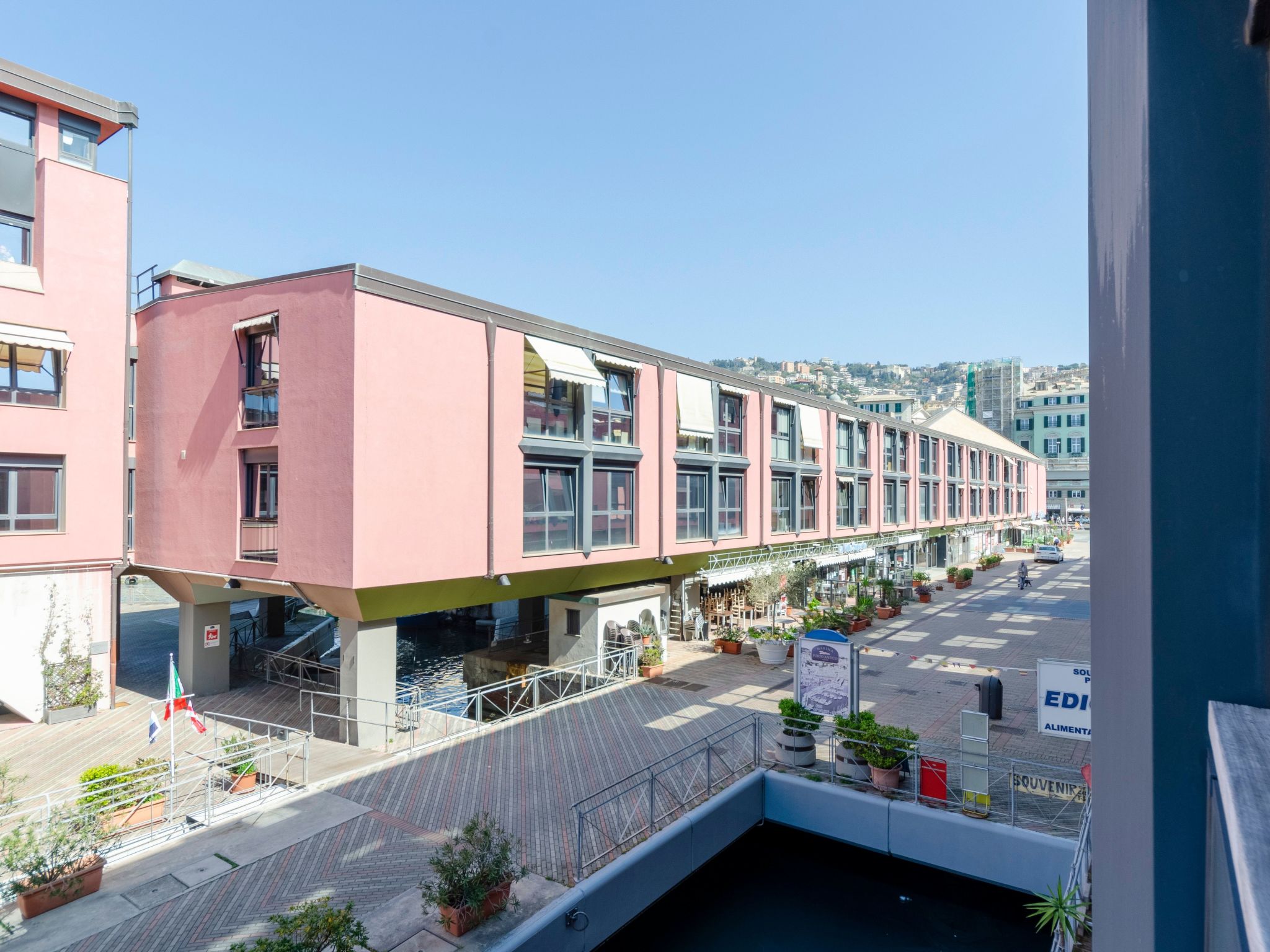 Dock of the Bay Genova, 2b 1b, 2 garage e balcone-Image-tags.info