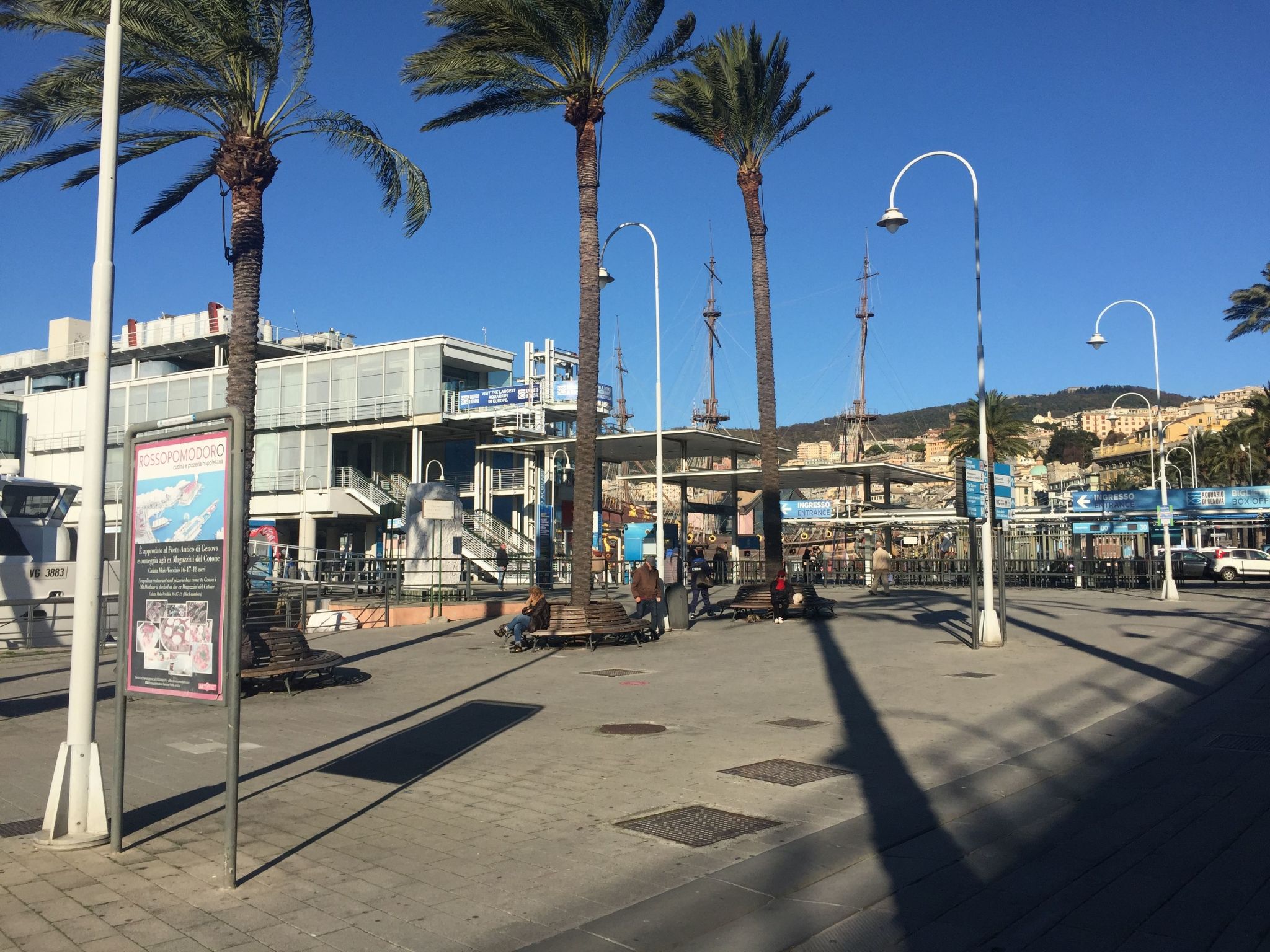 Dock of the Bay Genova, 2b 1b, 2 garage e balcone-Image-tags.info