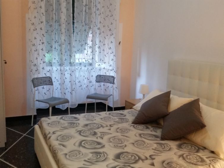 Ruim 5-persoons appartement in het centrum van Genova in Genua