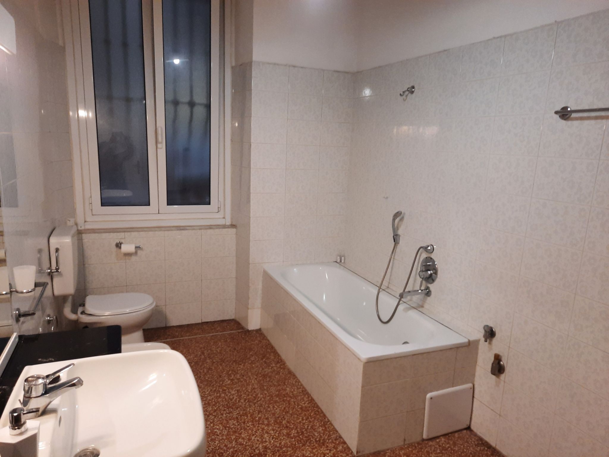 Für 4 Personen ca. 70 m&sup2; in Genua, Norditalien (Ligurien)-Image-tags.info