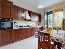 für 4 Personen ca. 110 m&sup2; in Pegli, Norditalien (Ligurien)