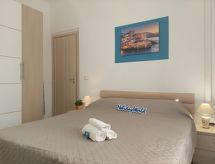 Casa Rina: Authentiek appartement in het bruisende hart van Genua, 74m² - thumbnail 1