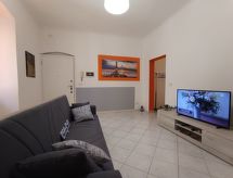 Casa Rina: Authentiek appartement in het bruisende hart van Genua, 74m² - thumbnail 4