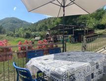 House Canova by Holiday World