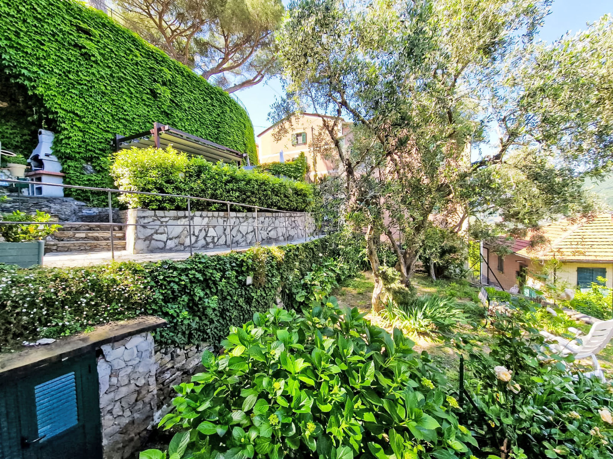 Ein Garten auf Camogli von Holiday World - Buiten