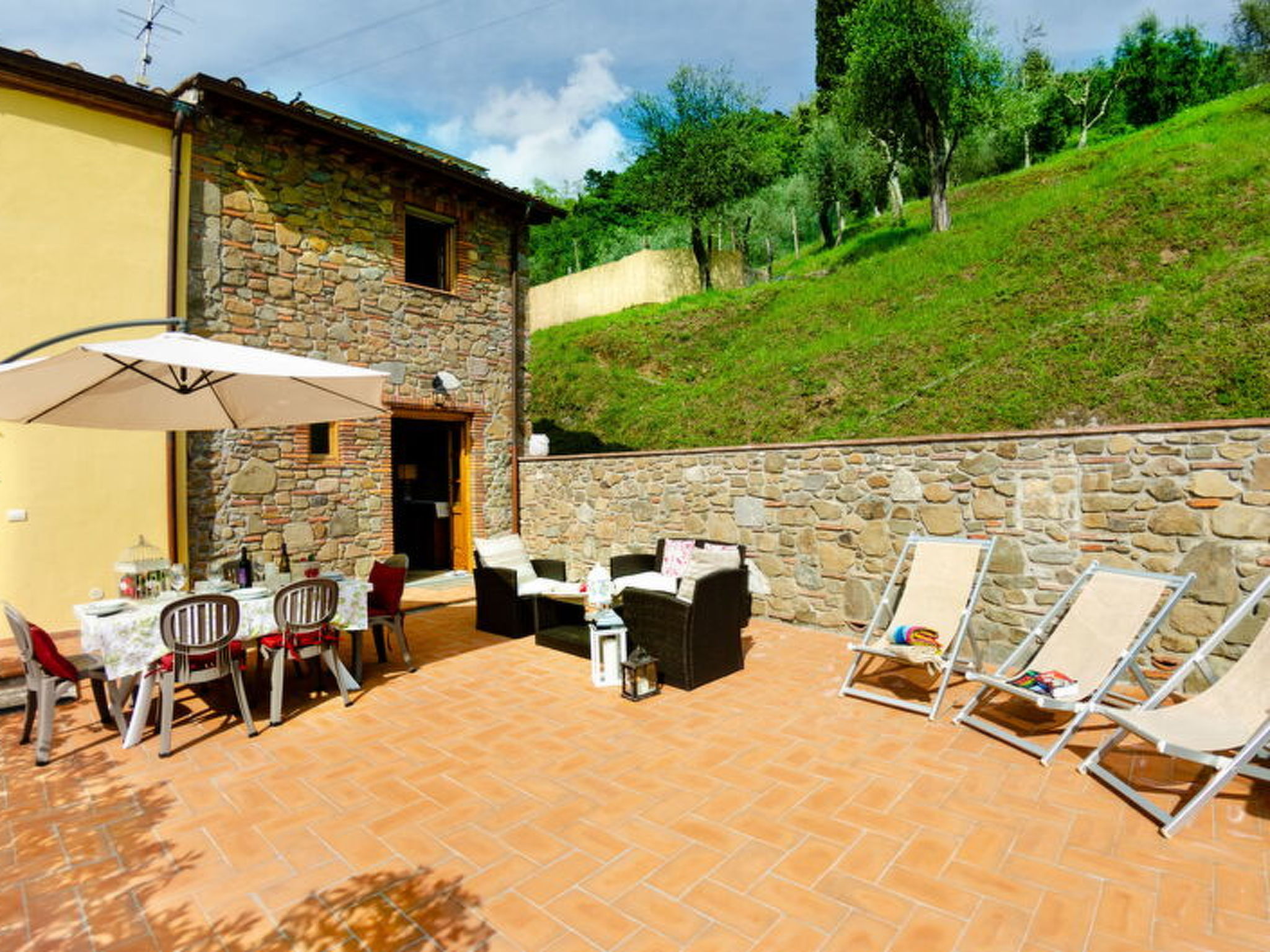 Alla Piazzetta Proprietà - Buiten