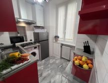 Raineri House by Holiday World