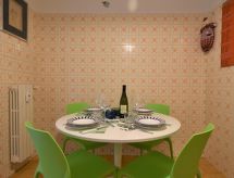 Ferienwohnung Park Apartment