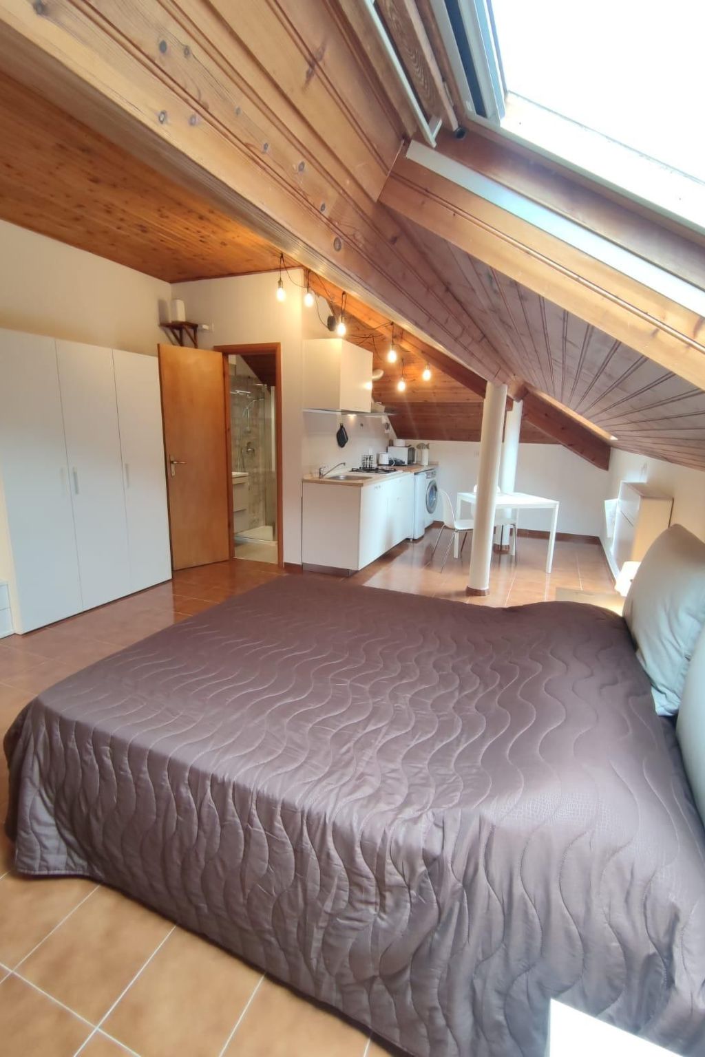 Kastegno 8-Image-tags.info