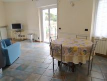 Castelletto al Mare