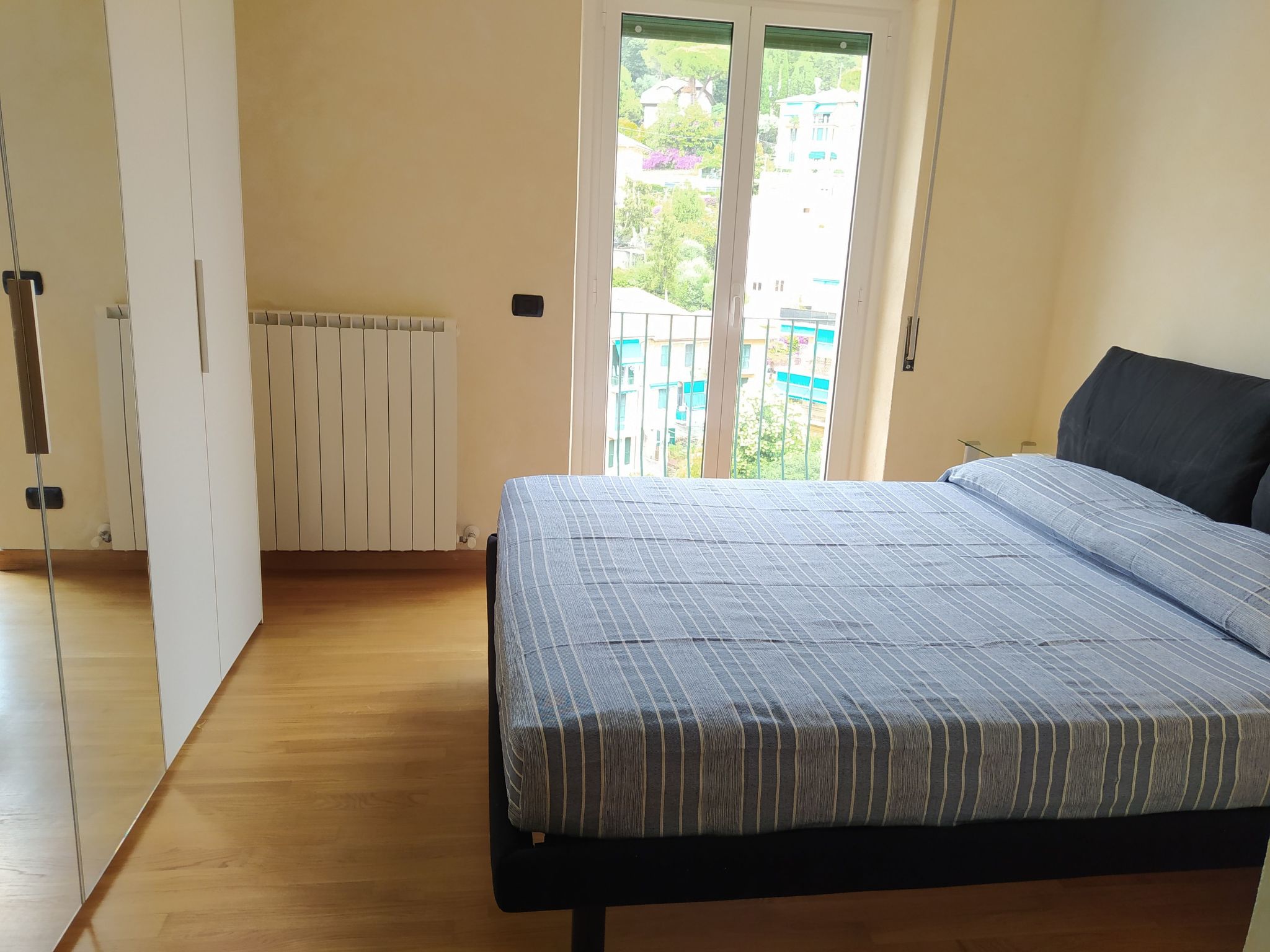 Castelletto al Mare-Image-tags.info