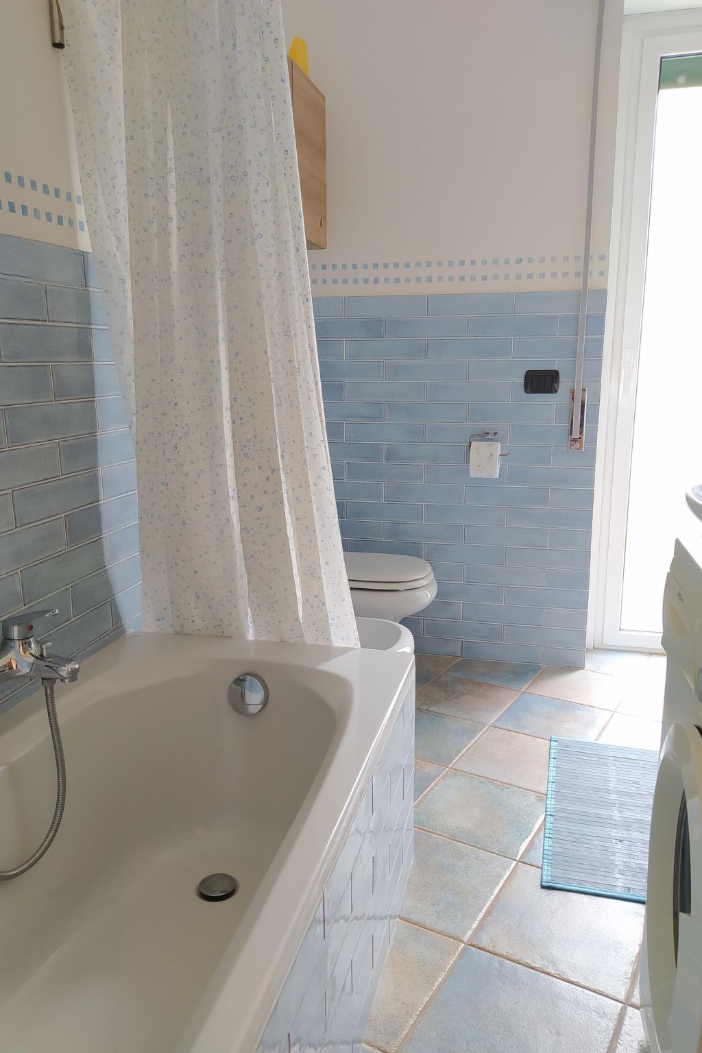 Castelletto al Mare-Image-tags.info