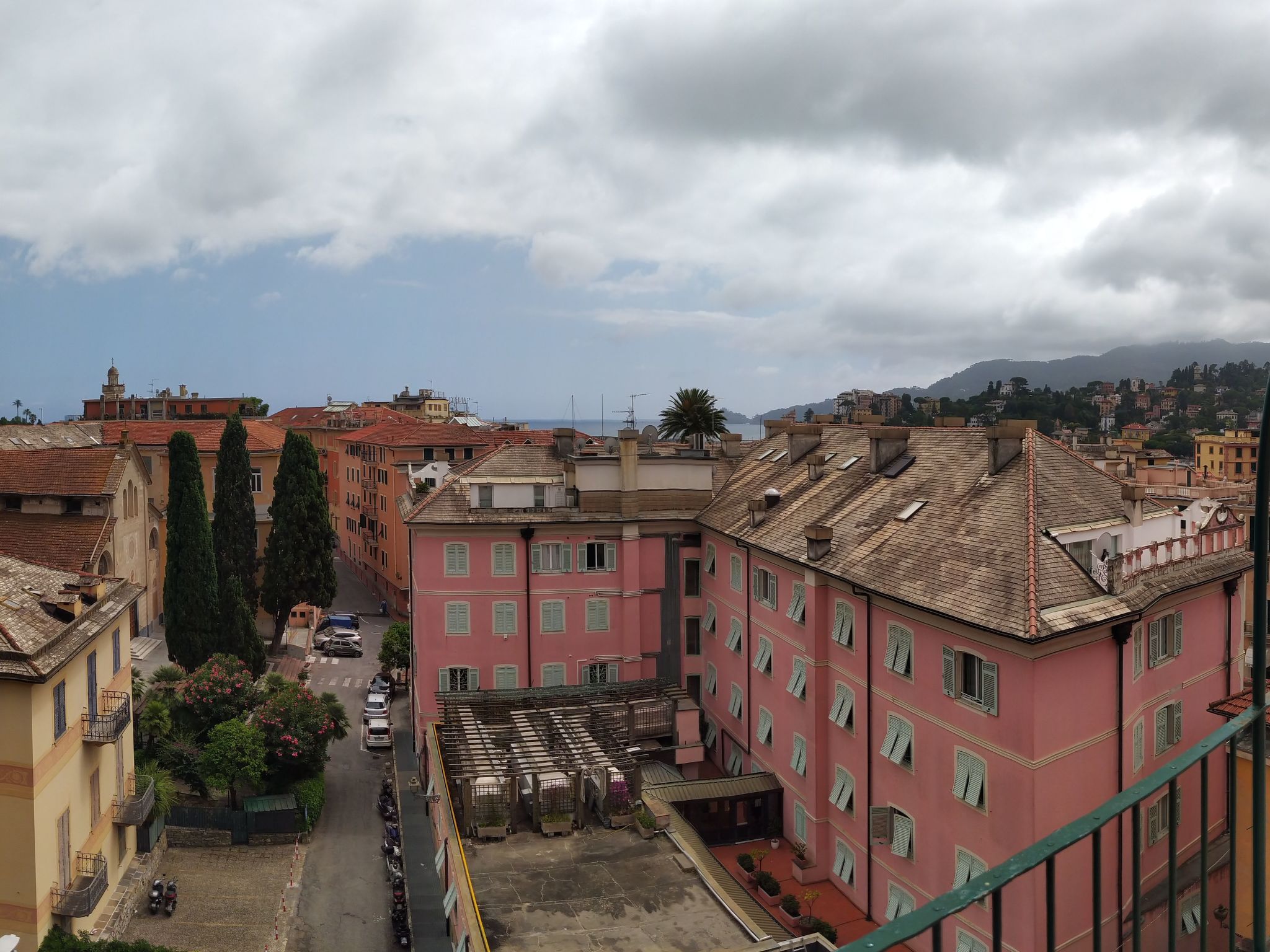 Castelletto al Mare-Image-tags.info