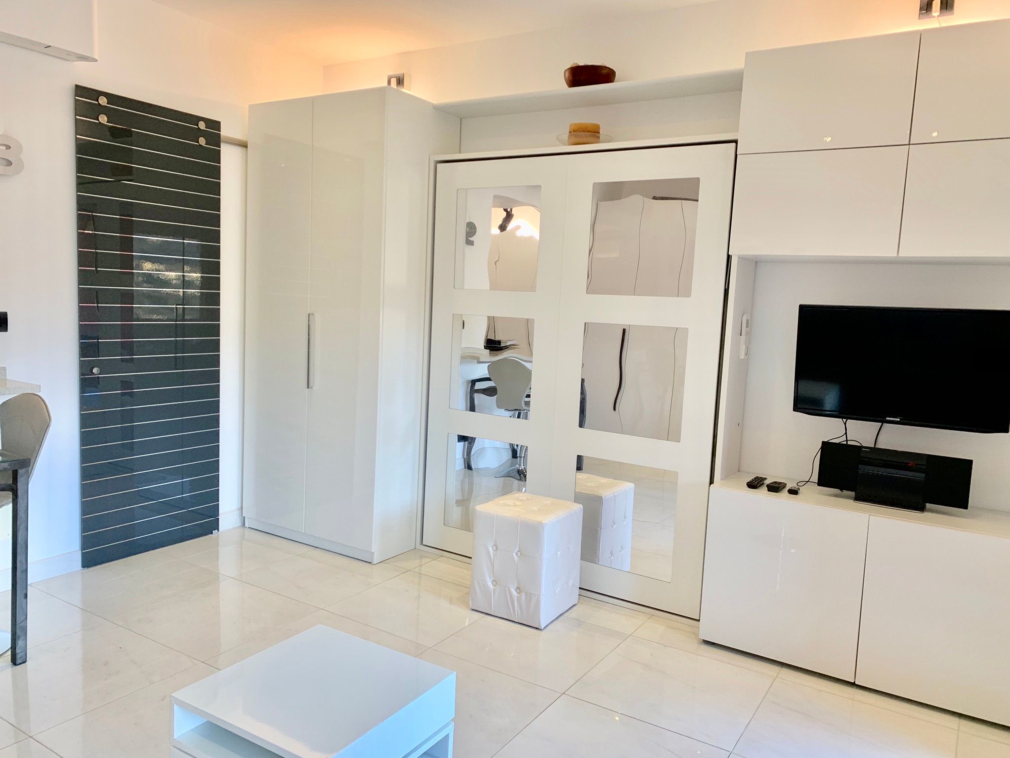 Loggia am Meer-Image-tags.info