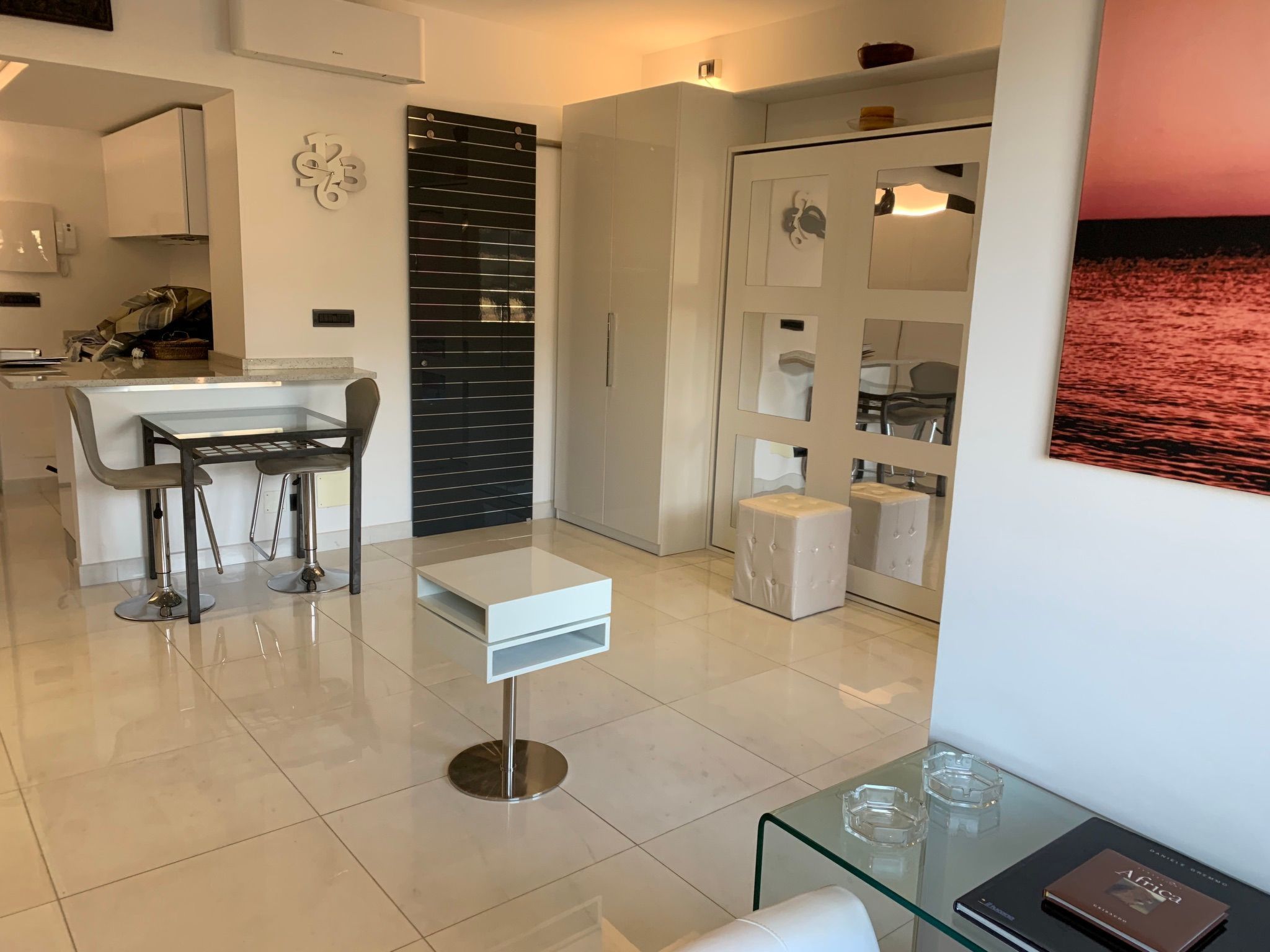 Loggia am Meer-Image-tags.info