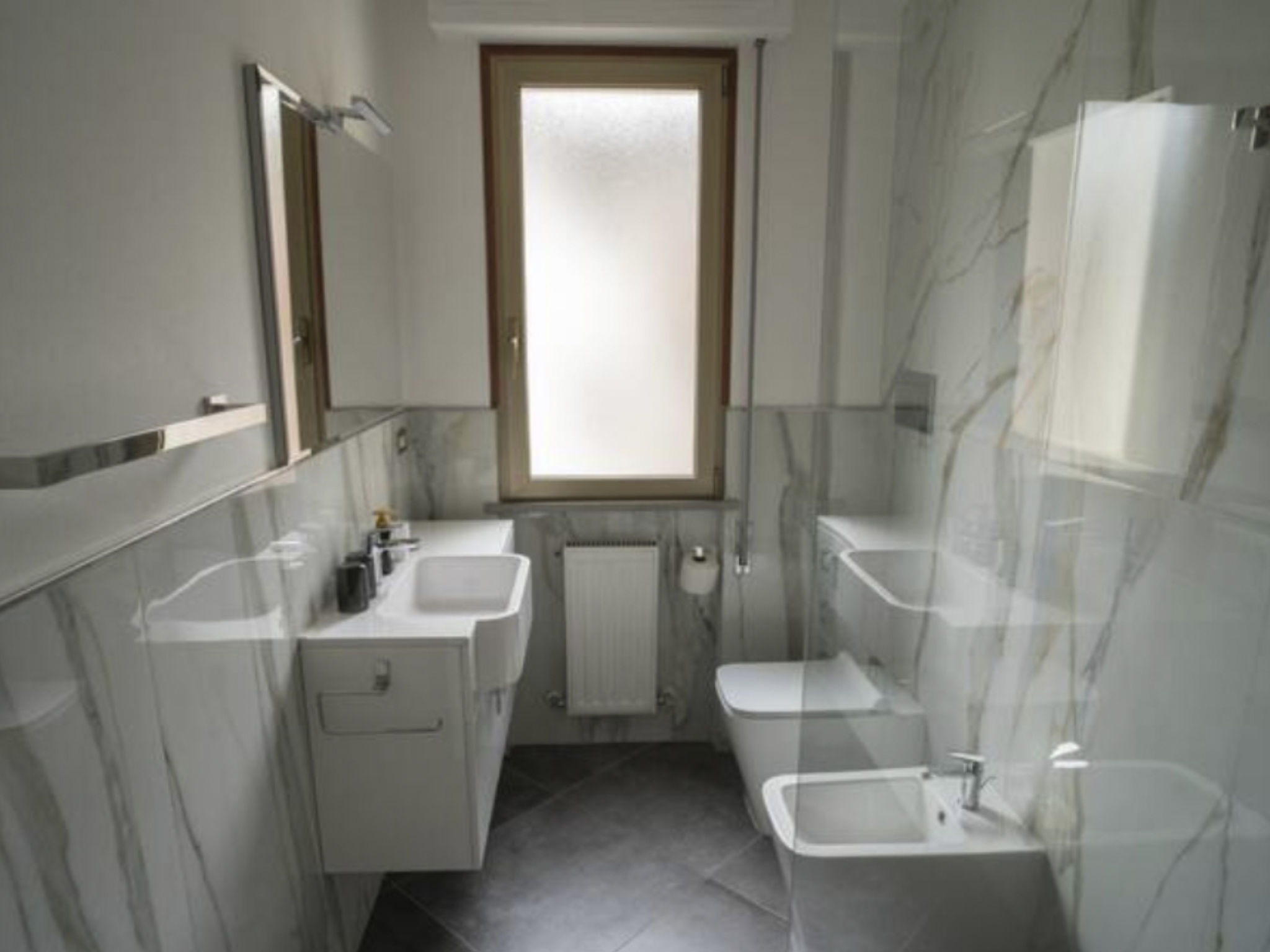 Adagio Suite Wohnung mit Privatparkplatz