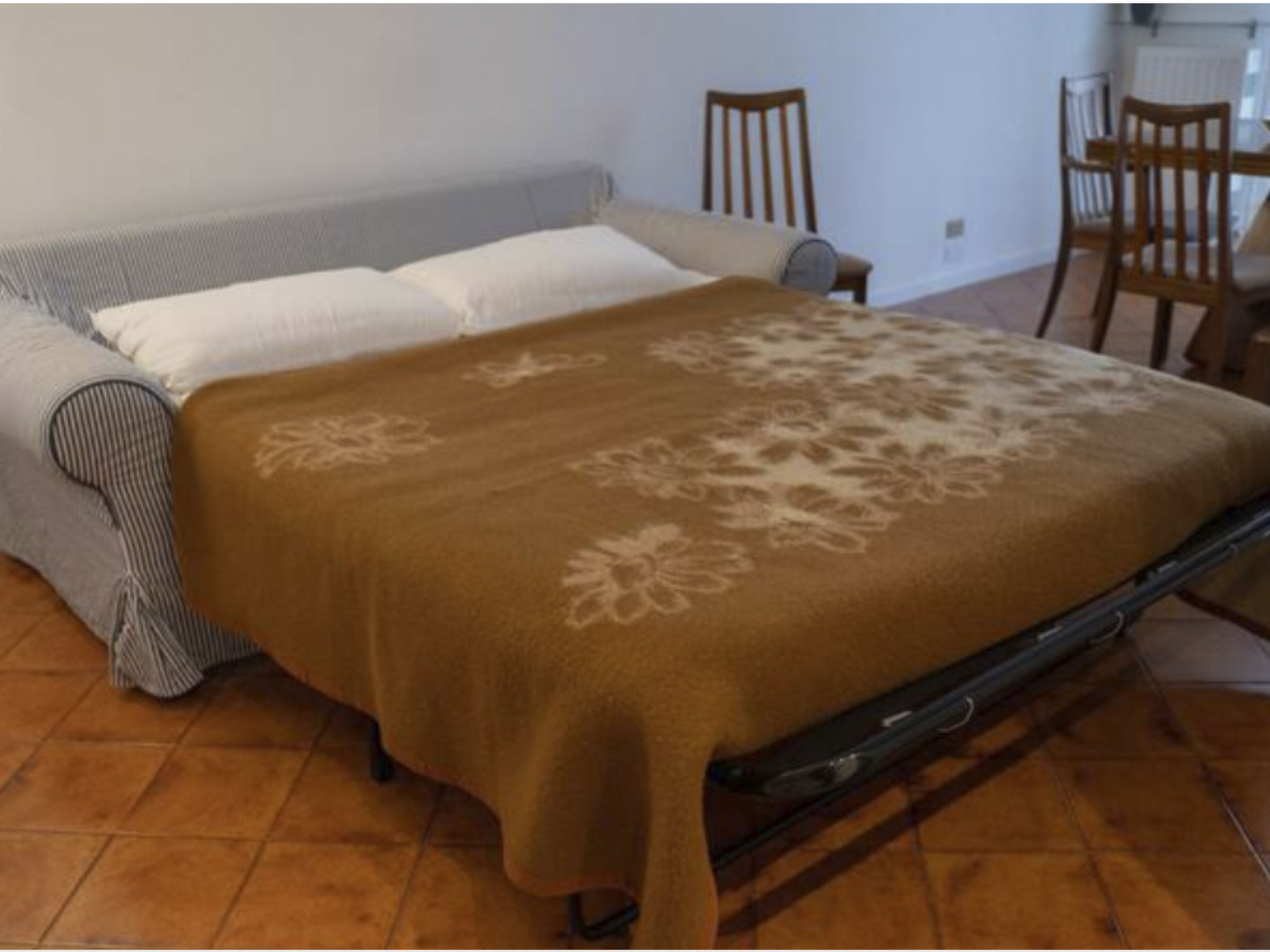 Adagio Suite Wohnung mit Privatparkplatz-Image-tags.info