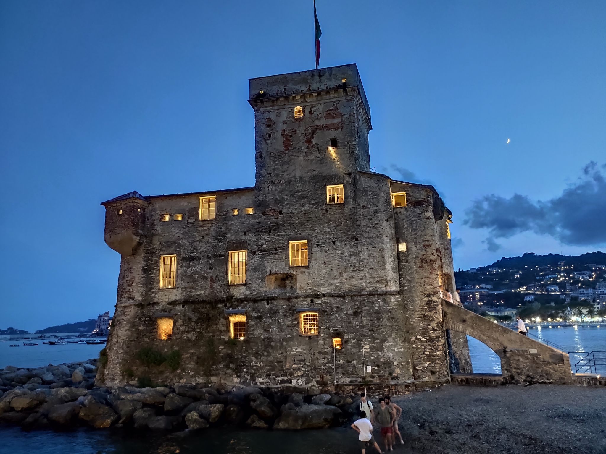 Schöne Wohnung in Rapallo-Omgeving