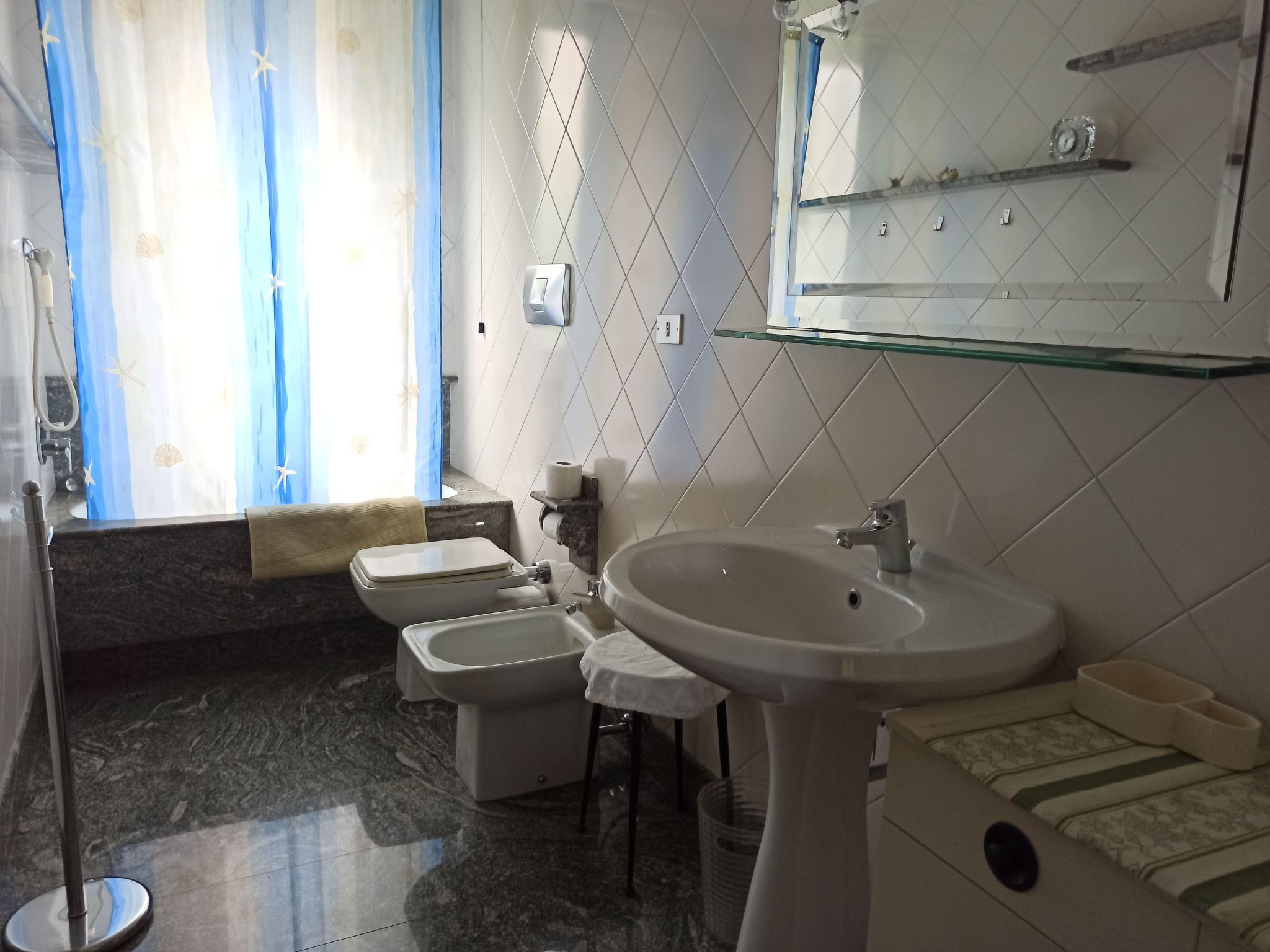 Traumhügel-Image-tags.info