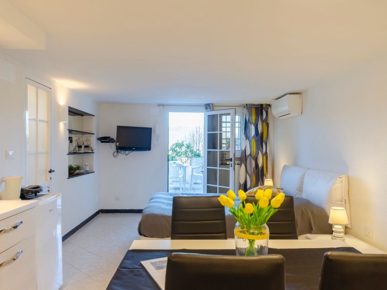 Einzimmerwohnung Mit Terrasse Und Blick Auf Den Berg - Camogli