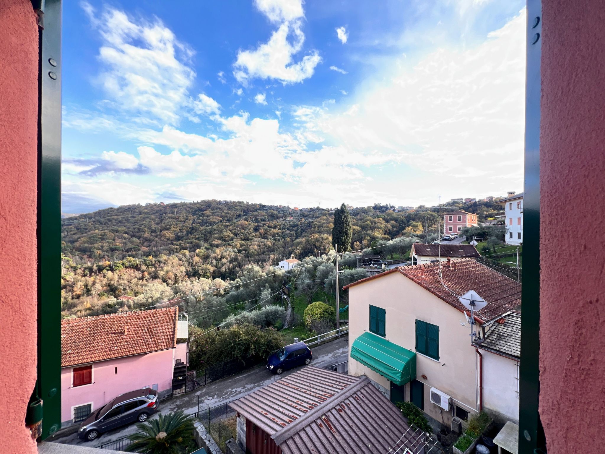 Wohnung im zweiten Stock mit Parkplatz und Garten-Image-tags.info