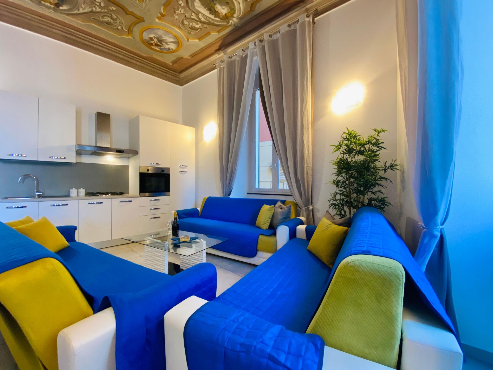 Charmante Wohnung mit Meerblick und Garage-Image-tags.info