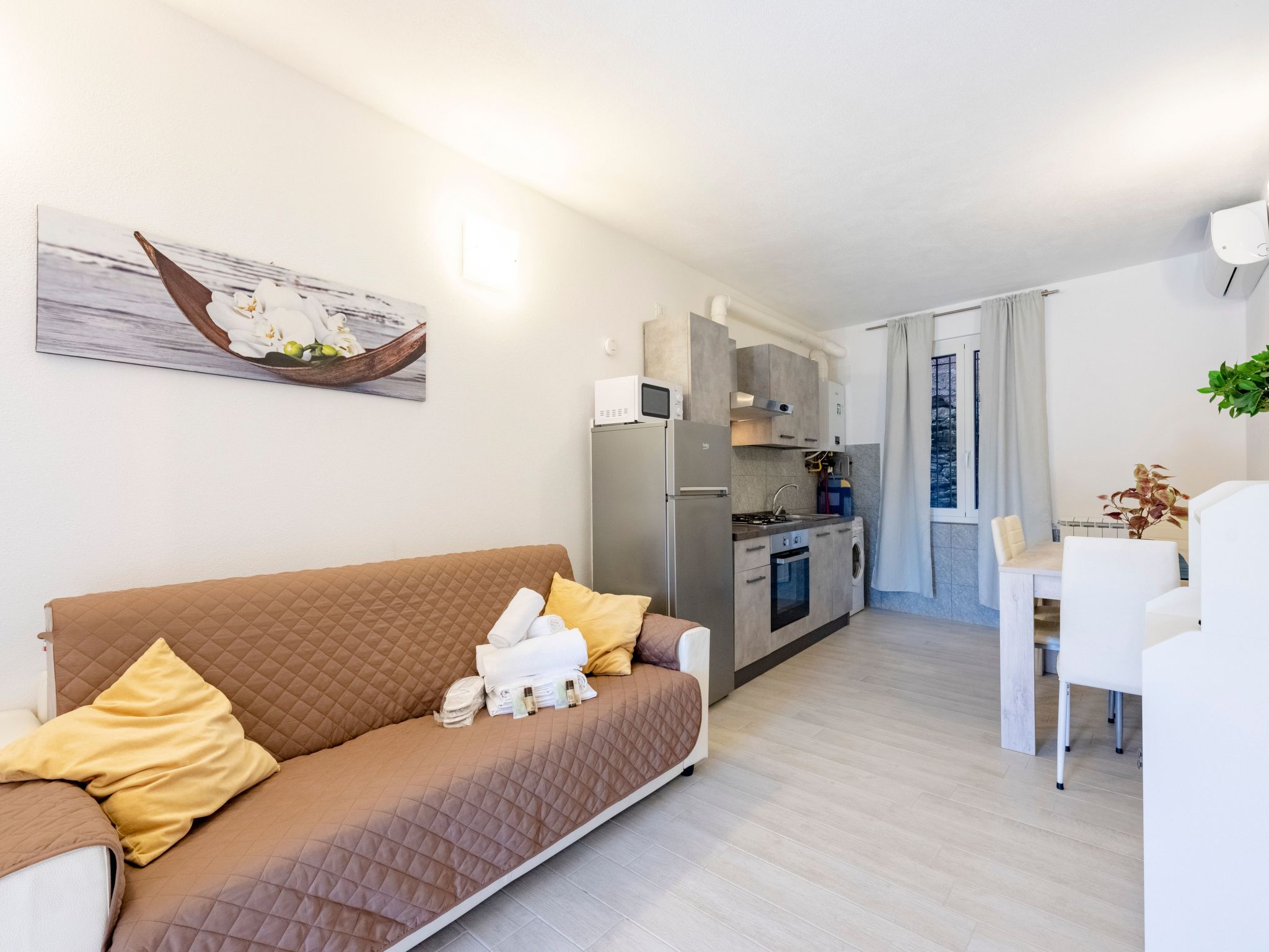 Casa Rosa Tre, 45 Quadratmeter Wohnung und Parkplatz-Image-tags.info