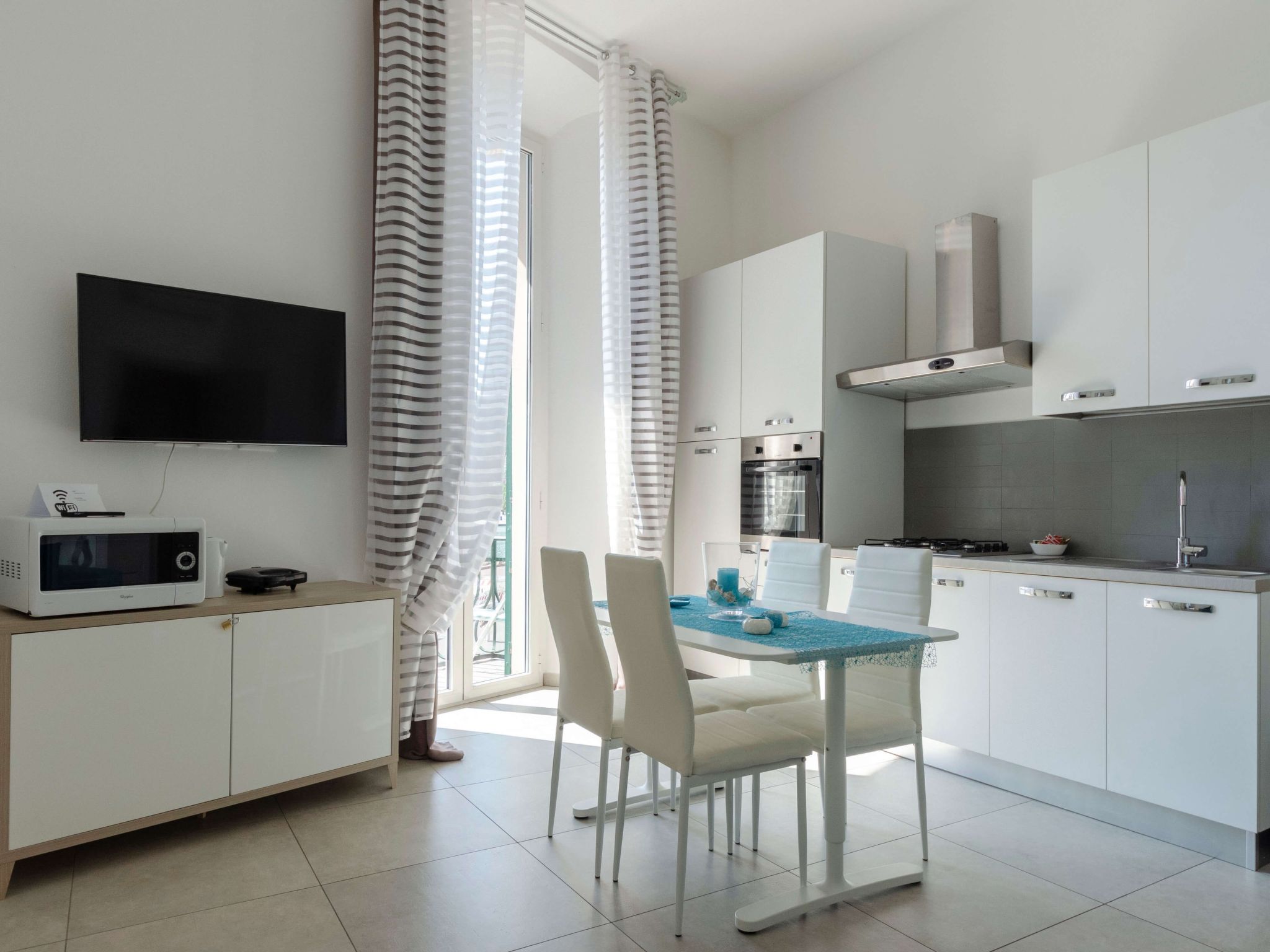 Wohnung mit Meerblick und privater Garage