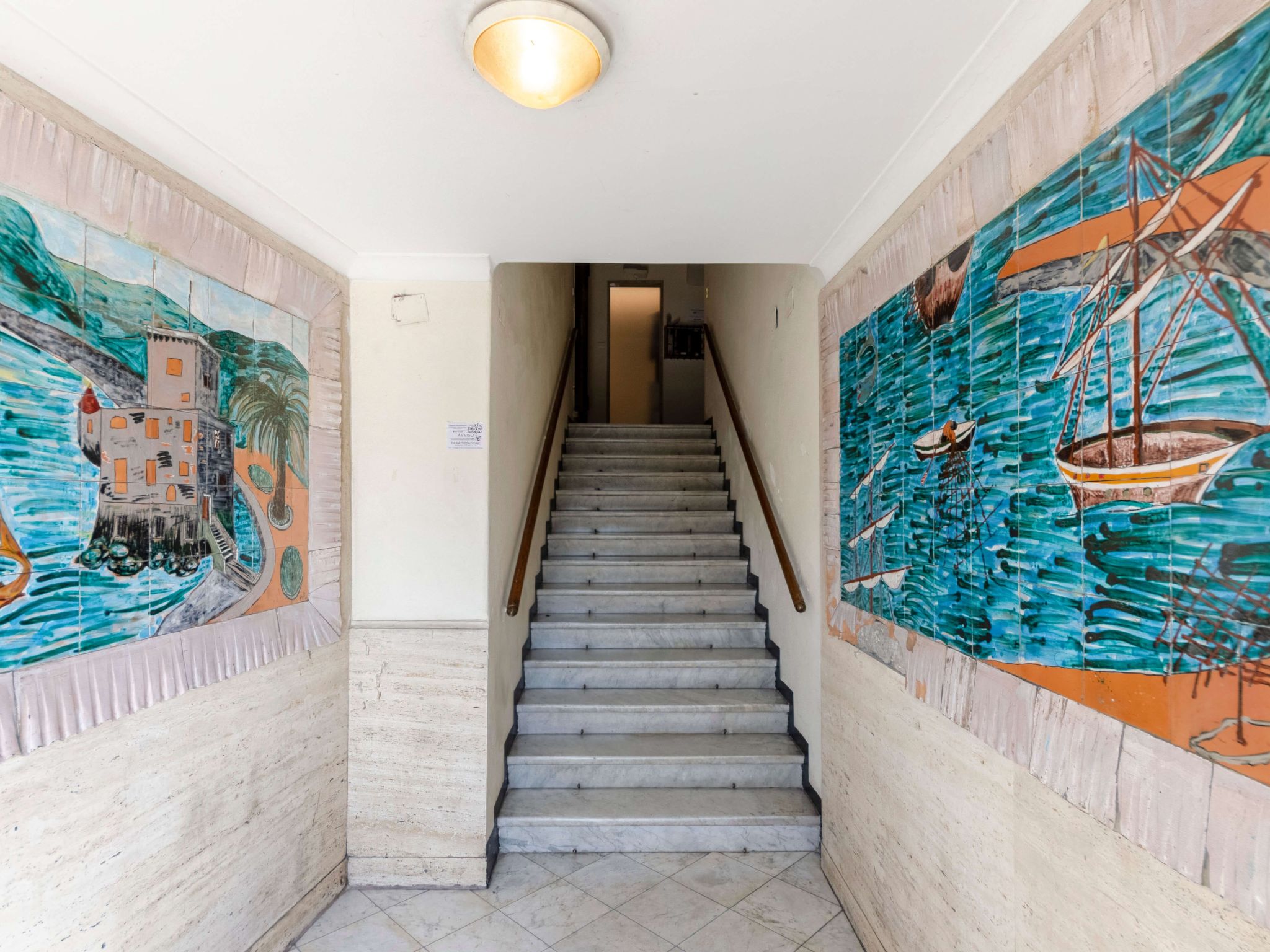 Wohnung mit Meerblick und privater Garage-Image-tags.info