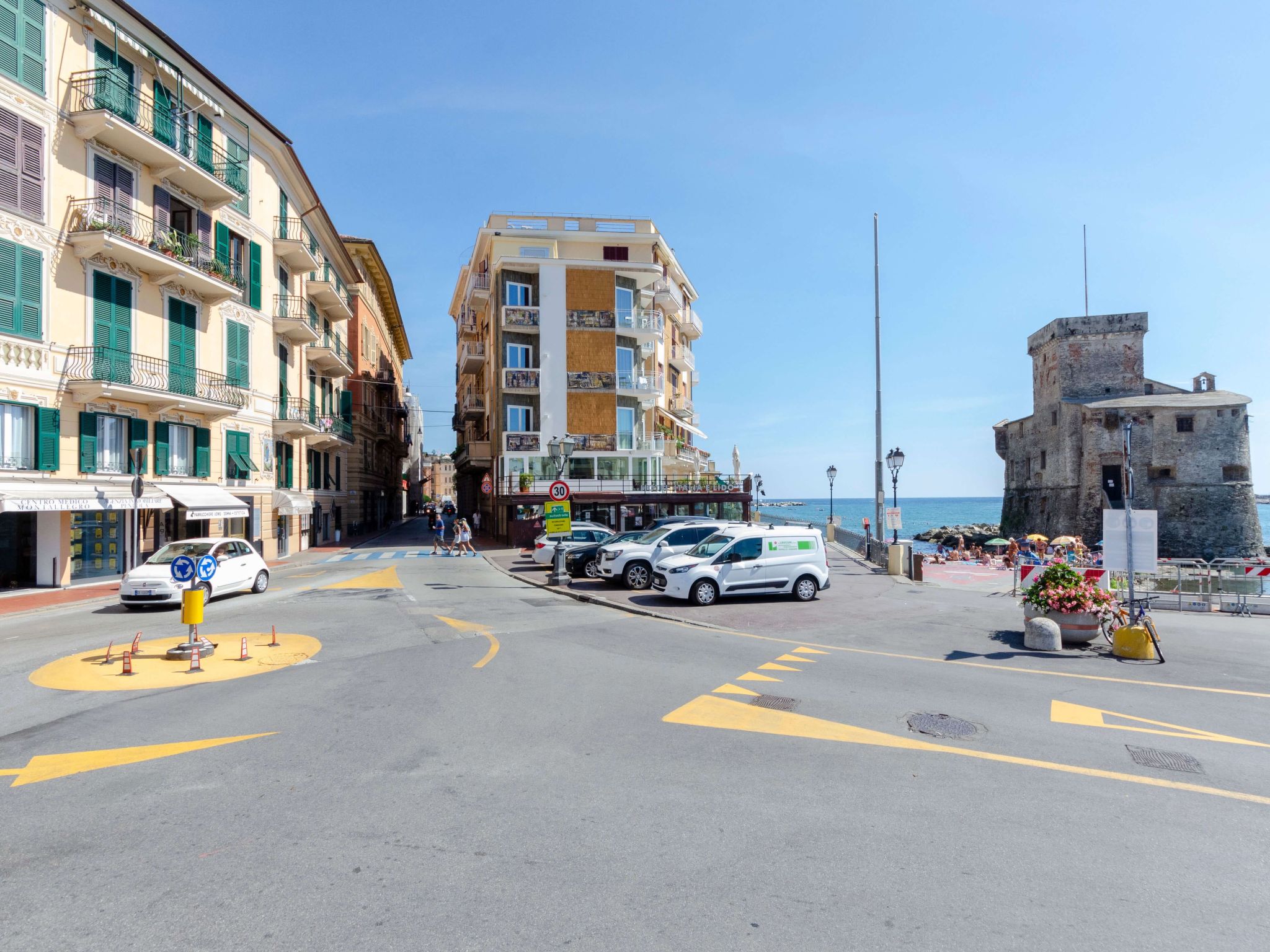 Wohnung mit Meerblick und privater Garage-Image-tags.info