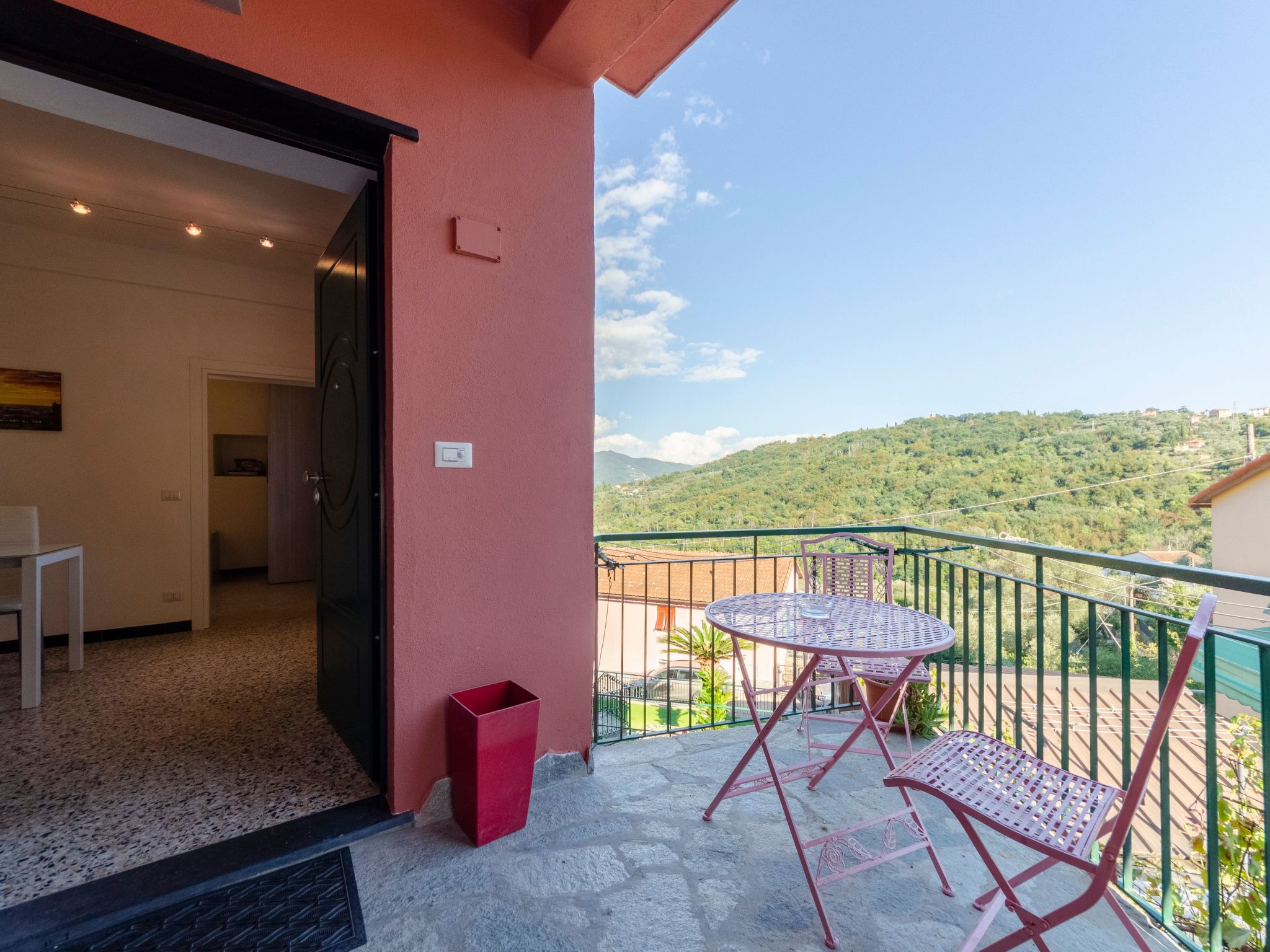 Gemütliche Wohnung mit Privatparkplatz-Image-tags.info