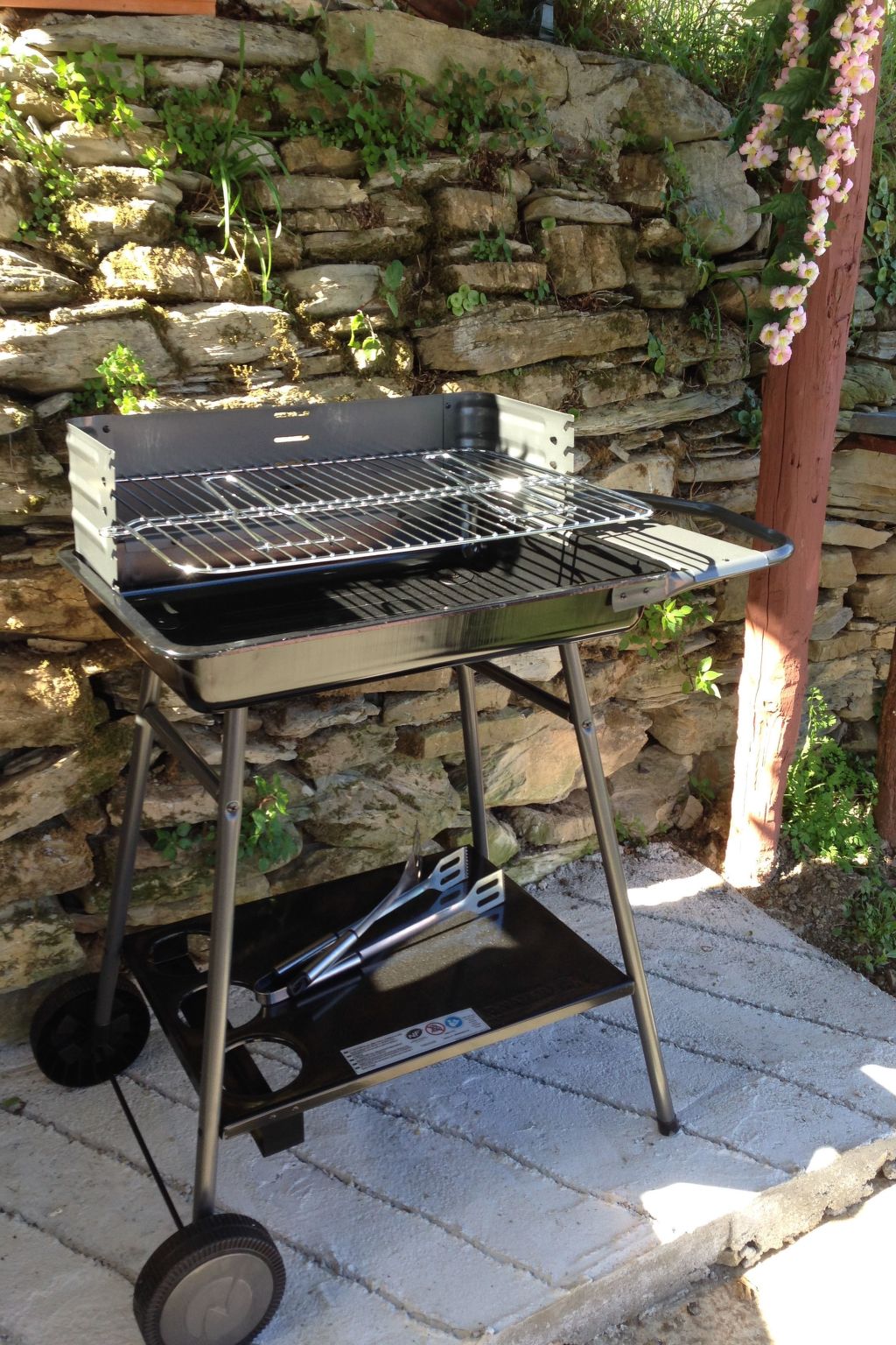 Gemütliche Wohnung mit Privatparkplatz-Image-tags.info