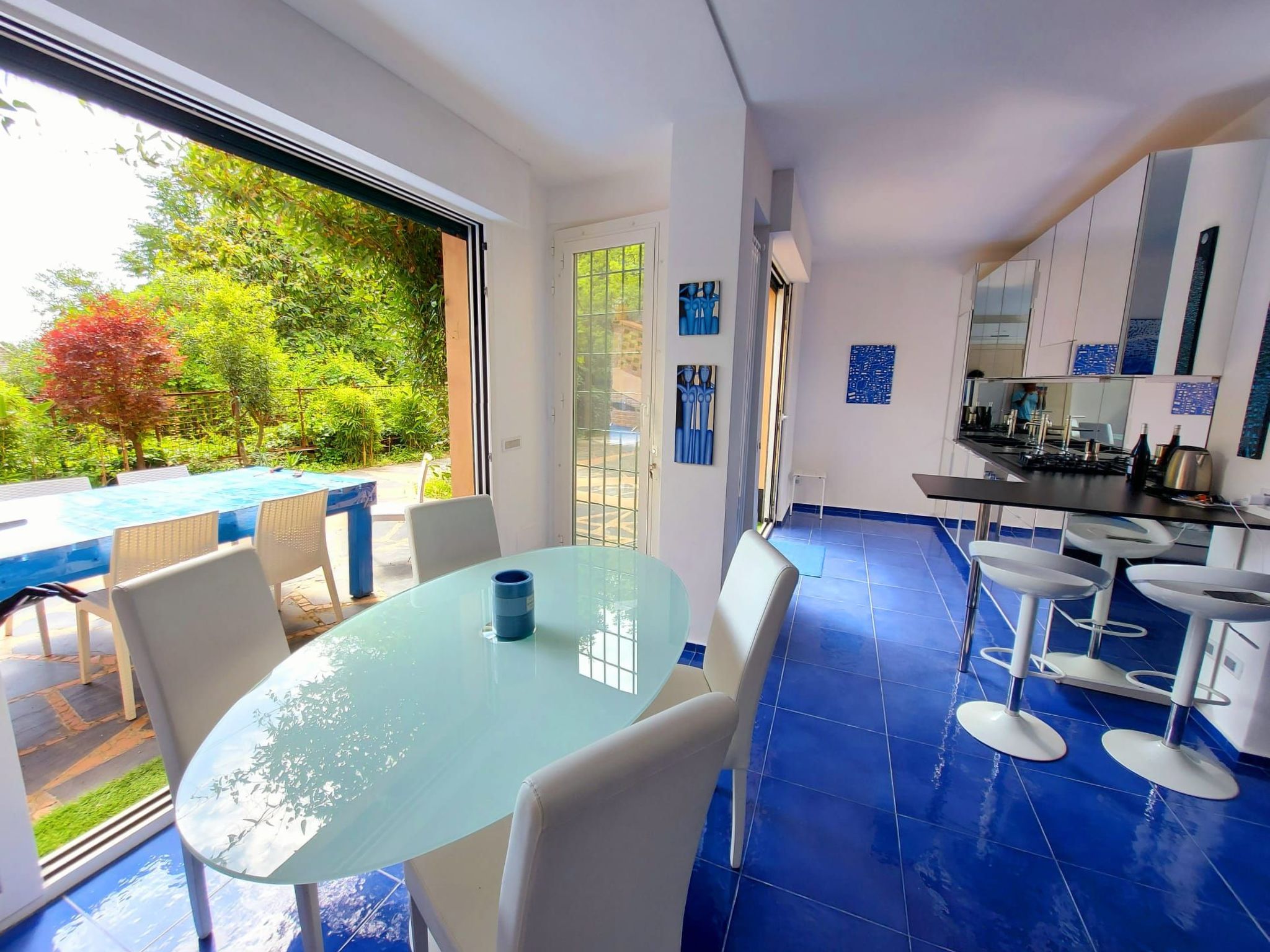 Photo of Sehr moderne Wohnung mit schönem Garten