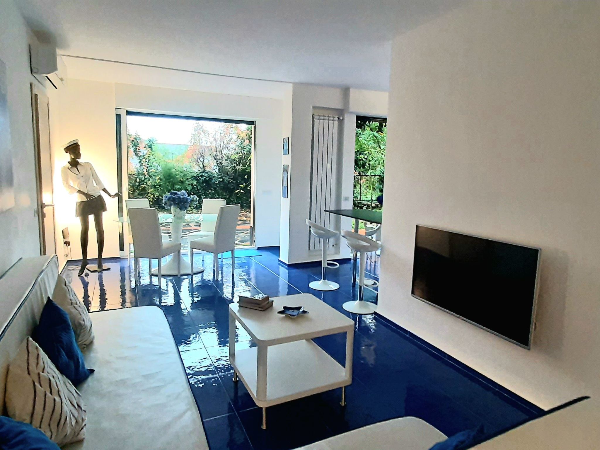 Photo of Sehr moderne Wohnung mit schönem Garten