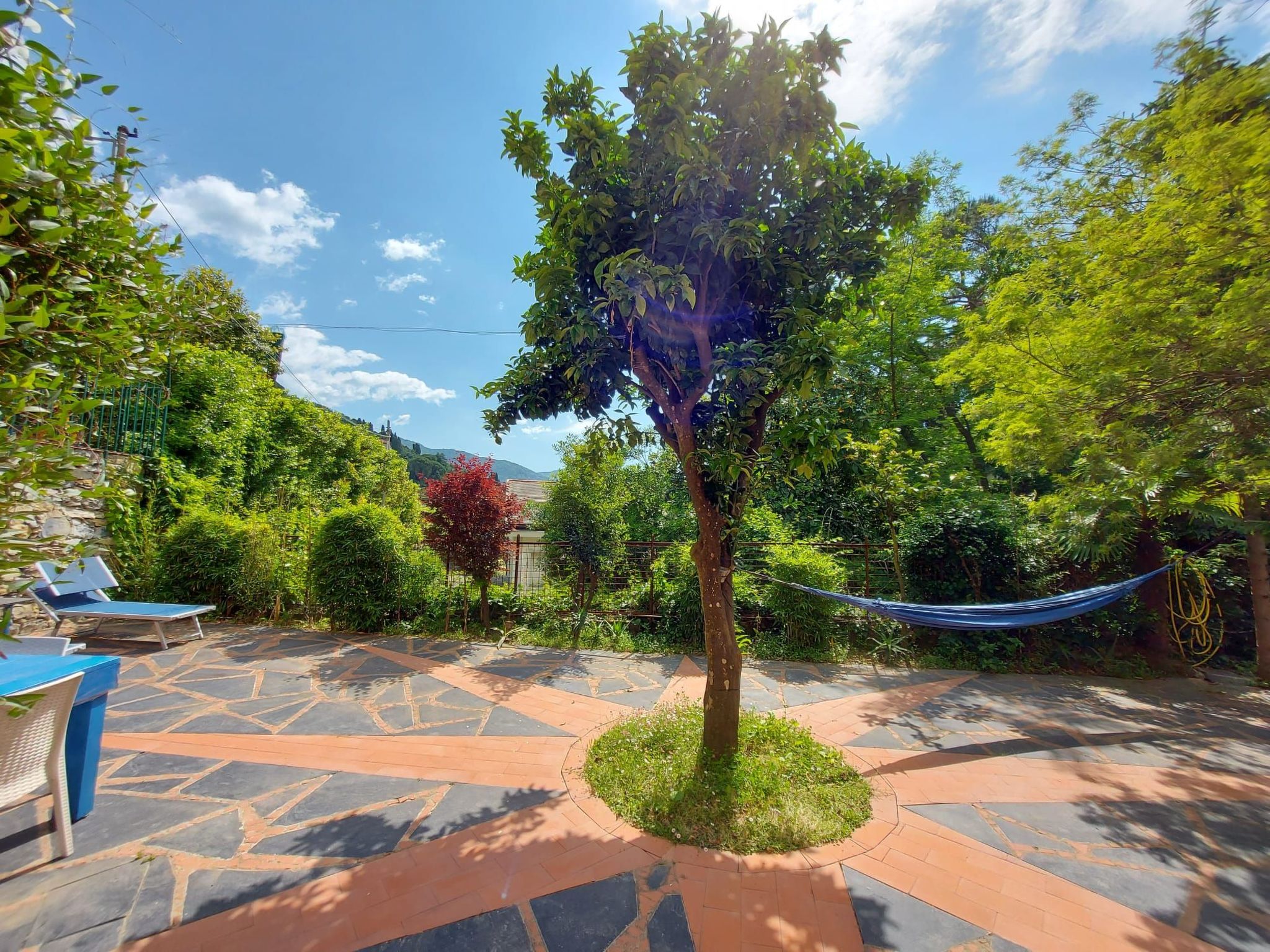 Photo of Sehr moderne Wohnung mit schönem Garten