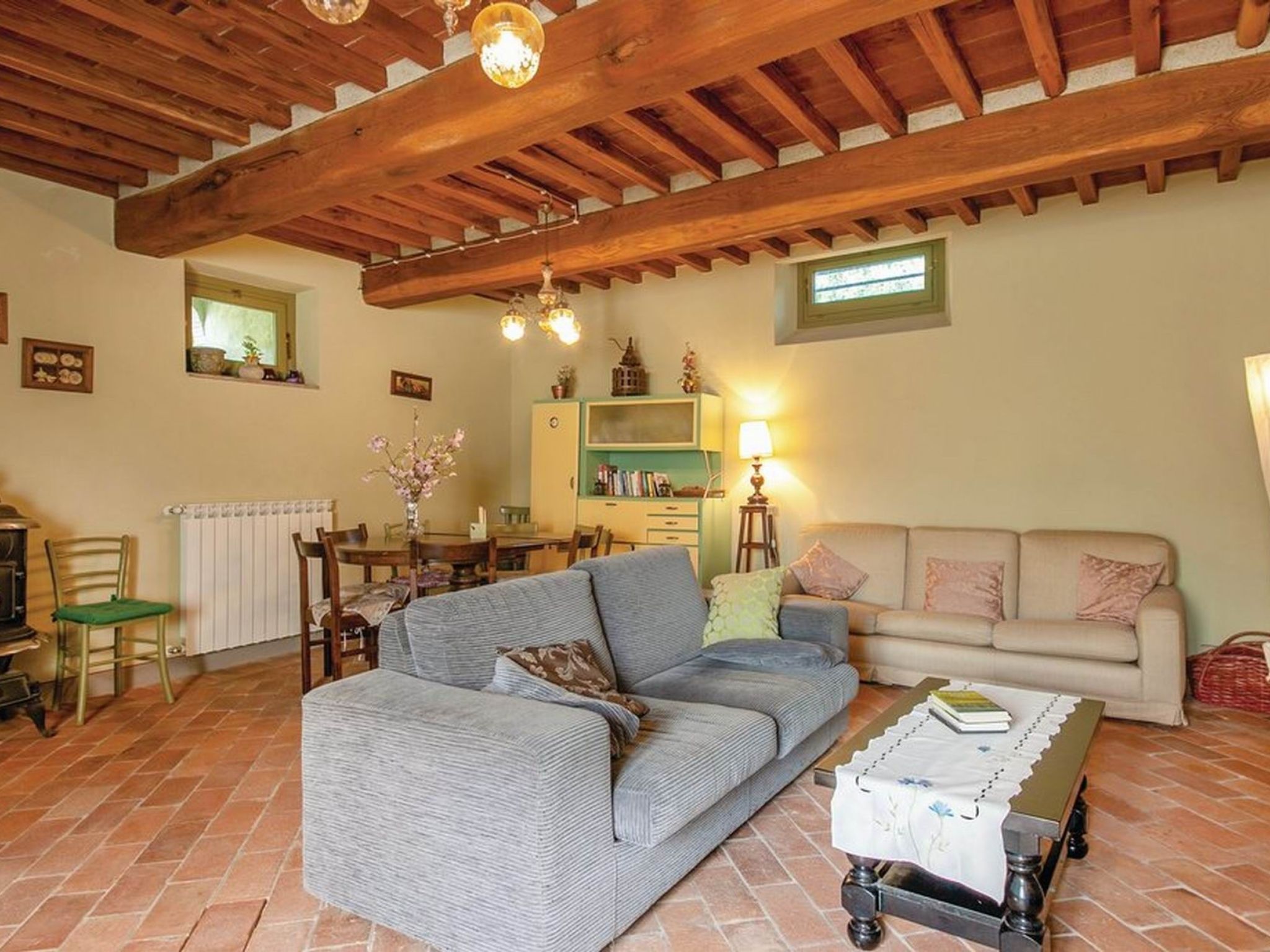 Haus mit Garten, Terrasse, in den Hügeln von Lucca-Drinnen