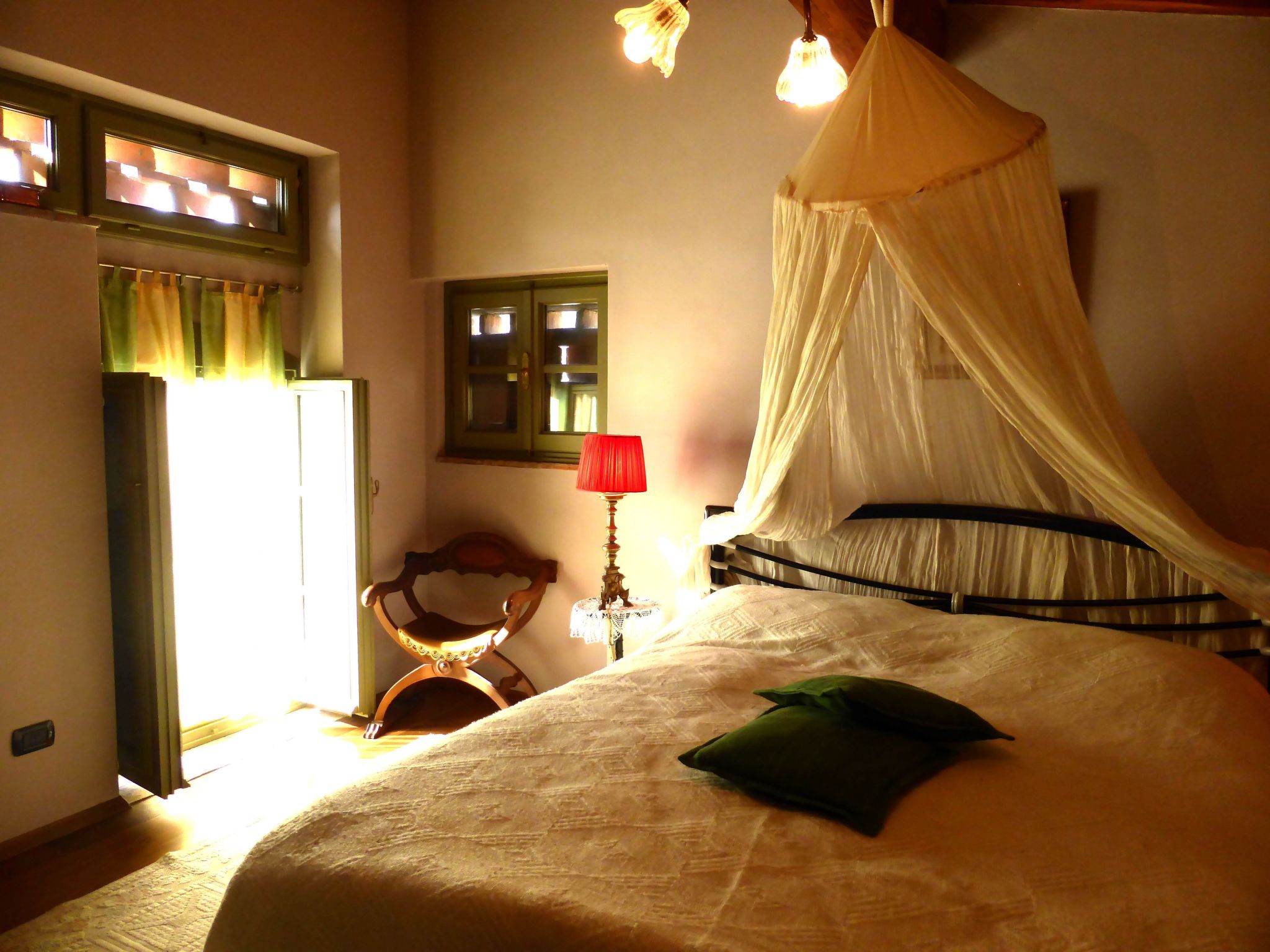 Haus mit Garten, Terrasse, in den Hügeln von Lucca-Drinnen