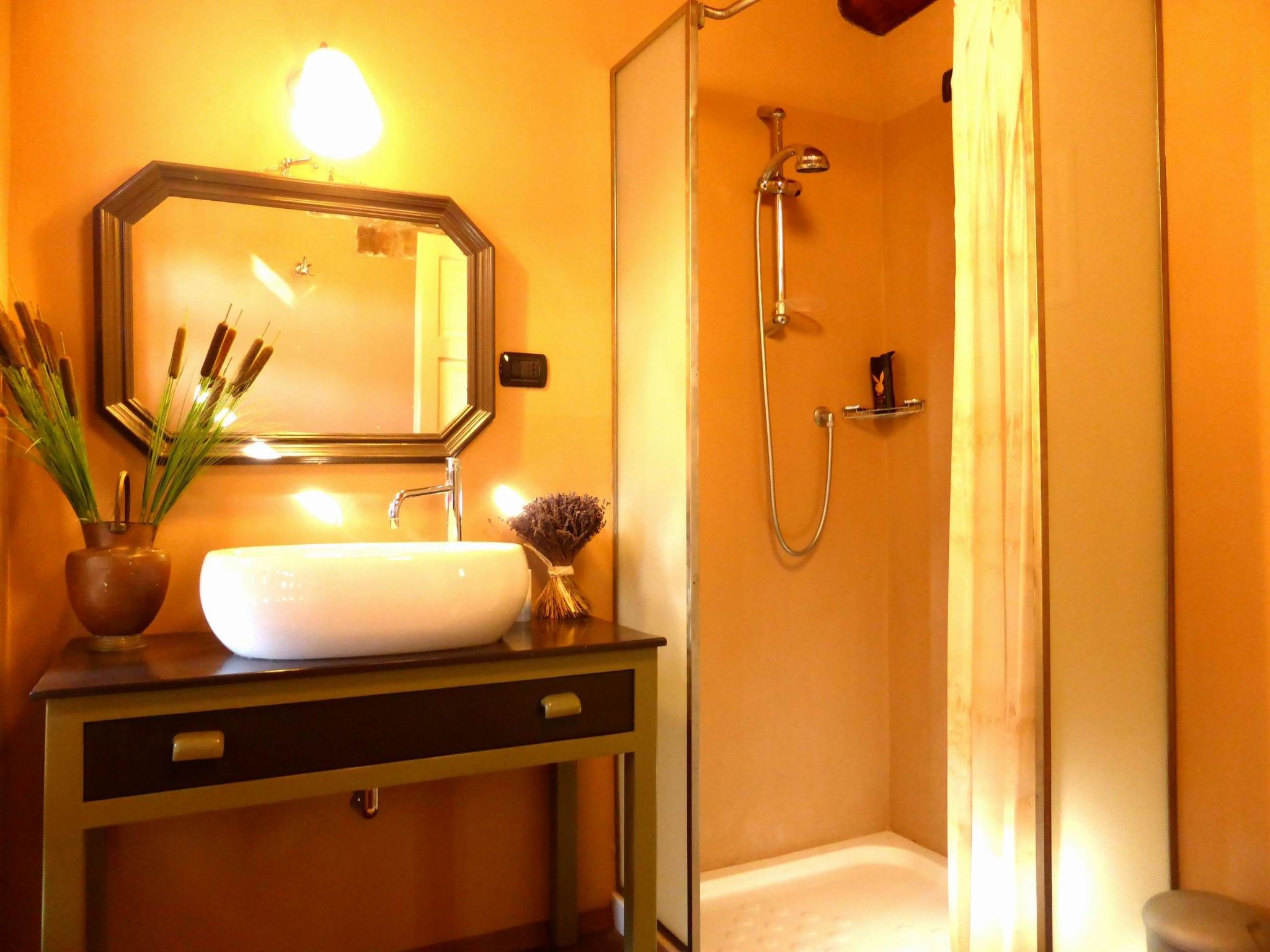 Haus mit Garten, Terrasse, in den Hügeln von Lucca-Drinnen