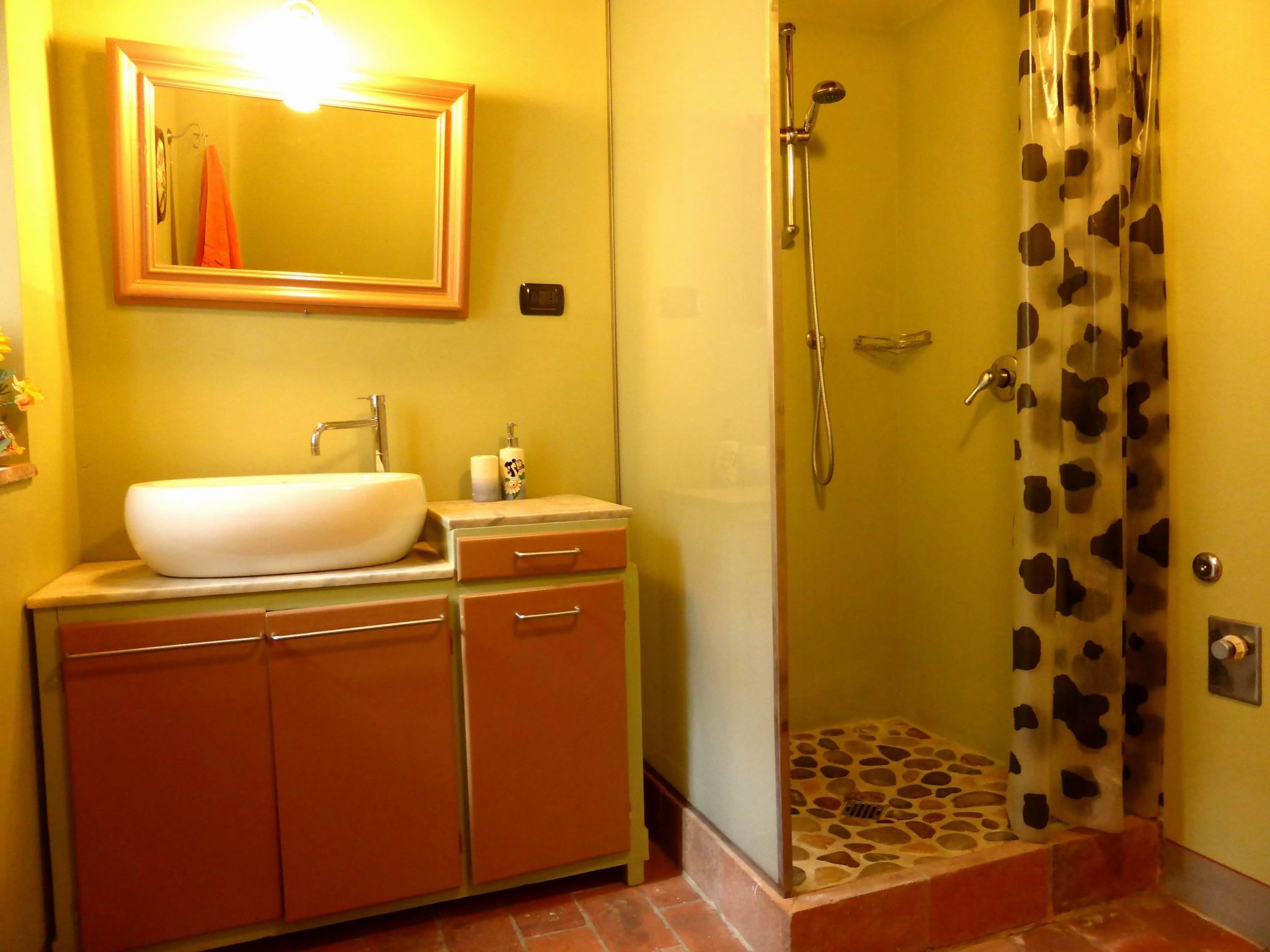 Haus mit Garten, Terrasse, in den Hügeln von Lucca-Drinnen