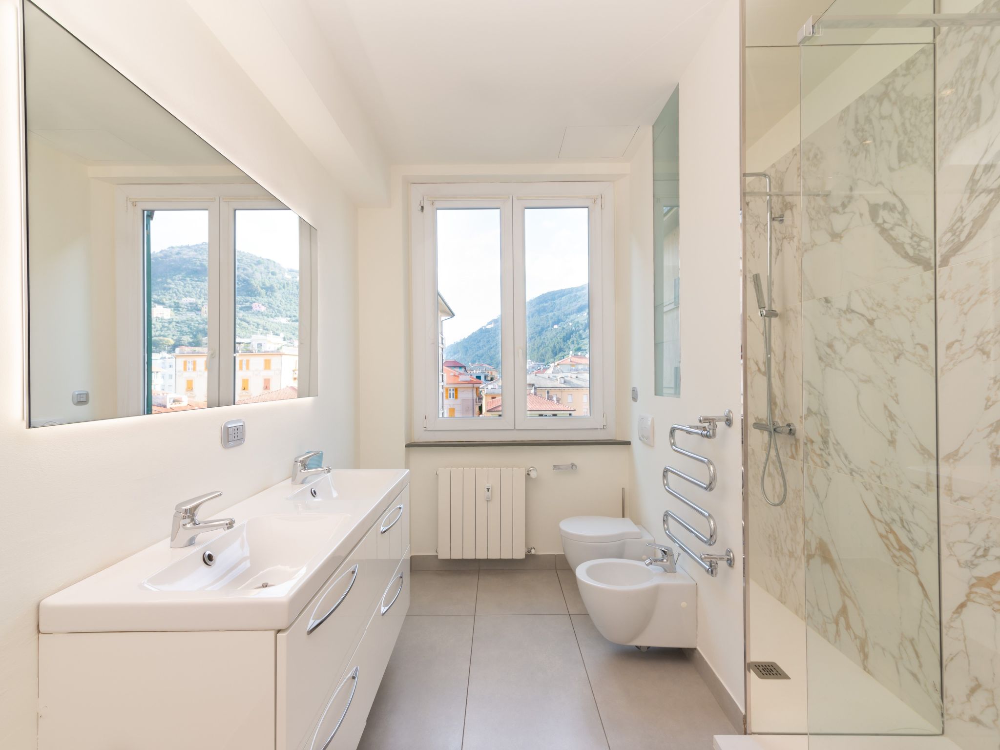 House Tigullio by Holiday World-Binnen