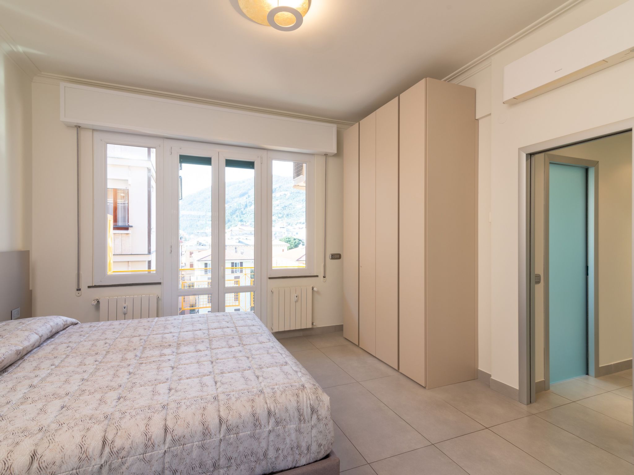 House Tigullio by Holiday World-Binnen