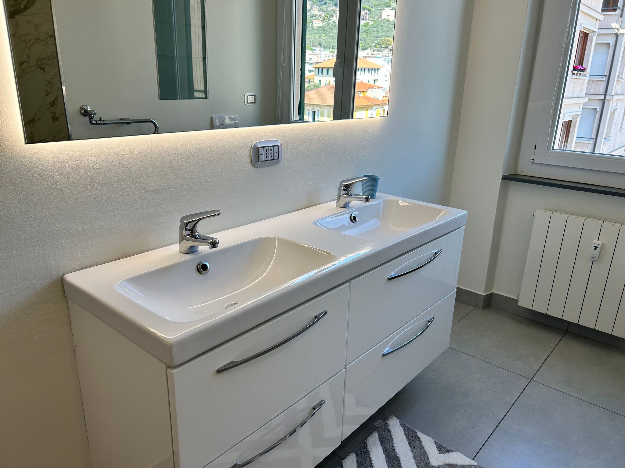 House Tigullio by Holiday World-Binnen