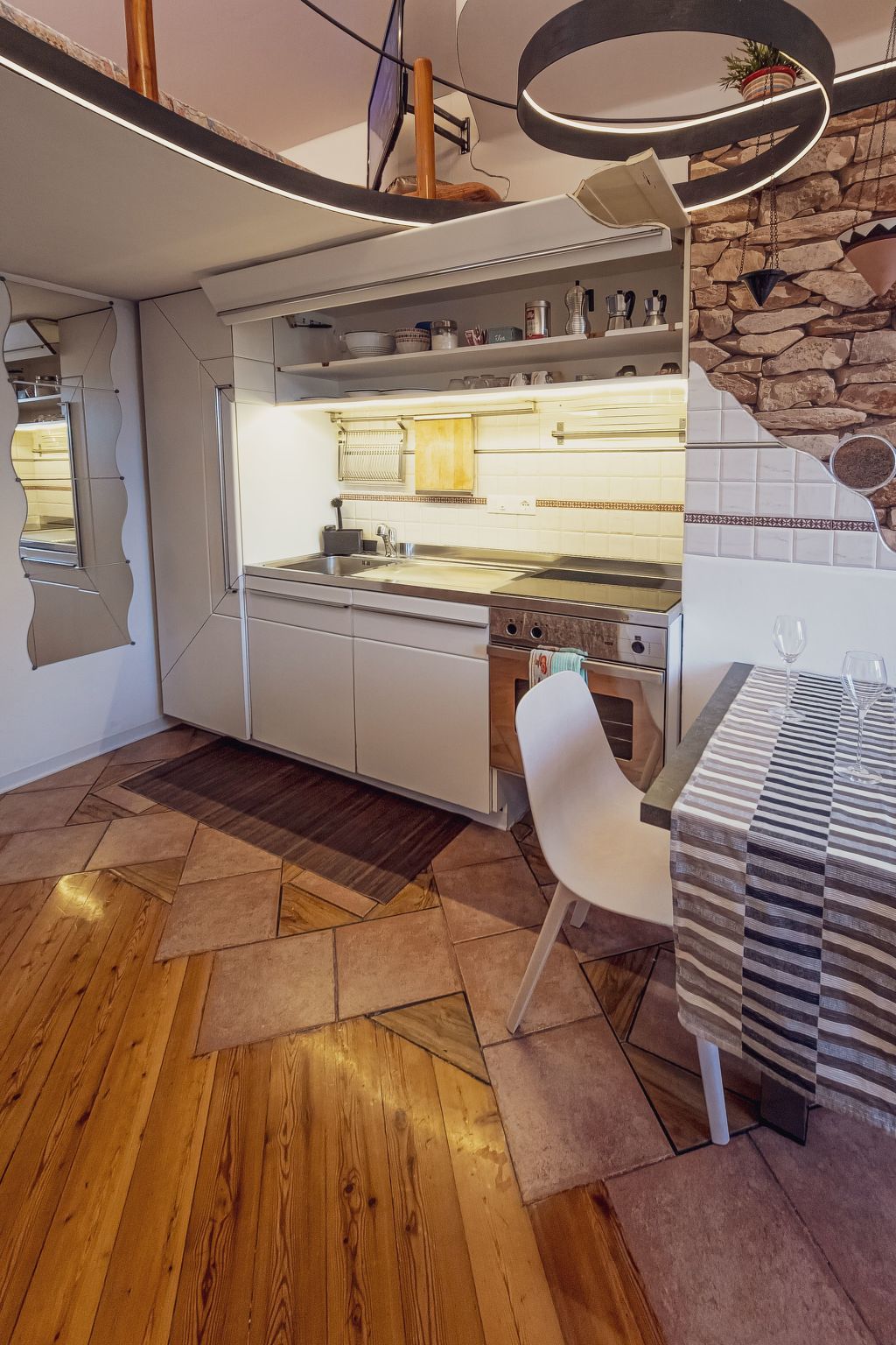 Strategisches Mikrohaus zwischen Cinque Terre und Portofino-Binnen