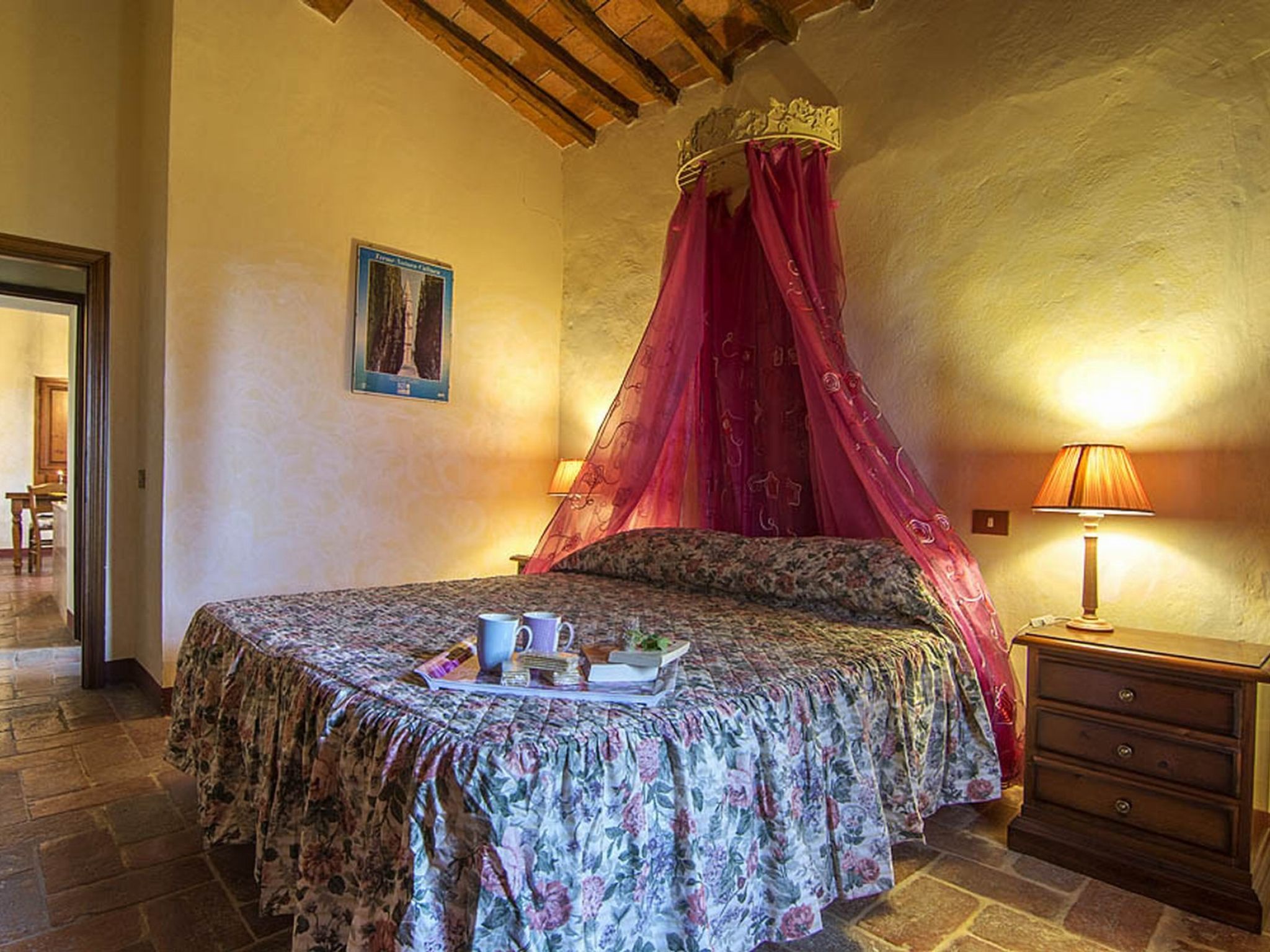 Rosa castellett' Wohnung mit Pool