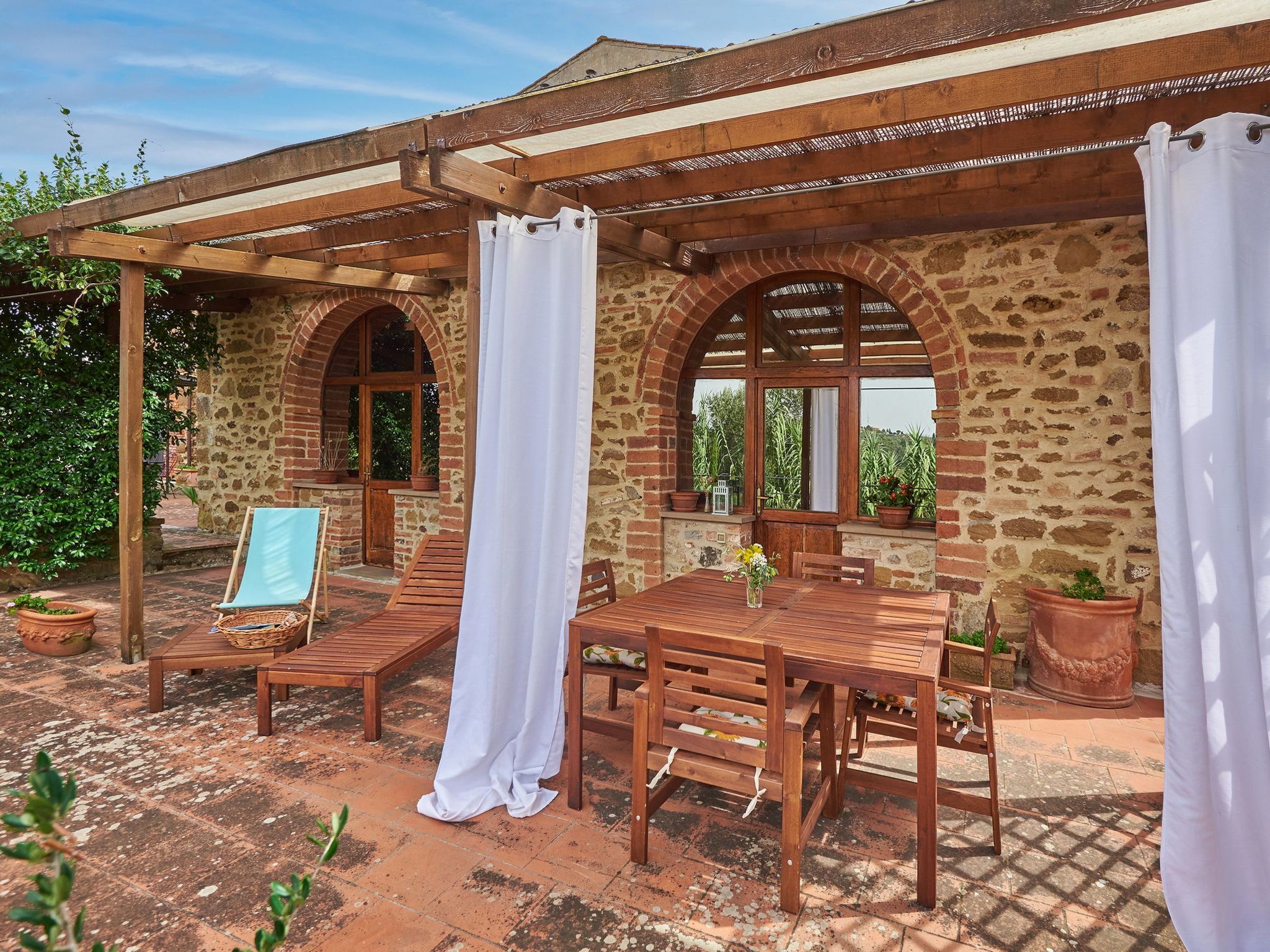 "Dalia castellett-Binnen