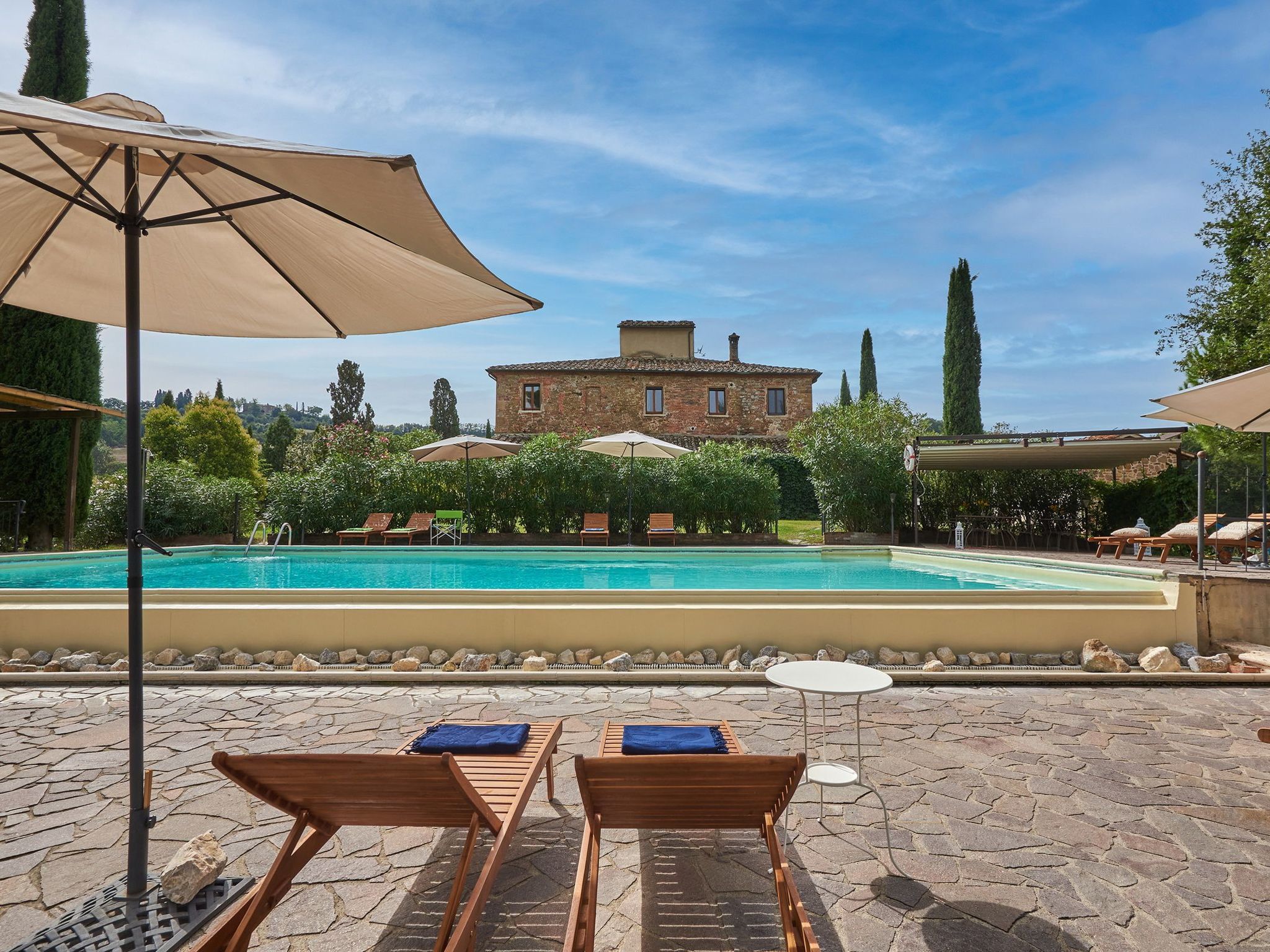 "Dalia castellett-Binnen