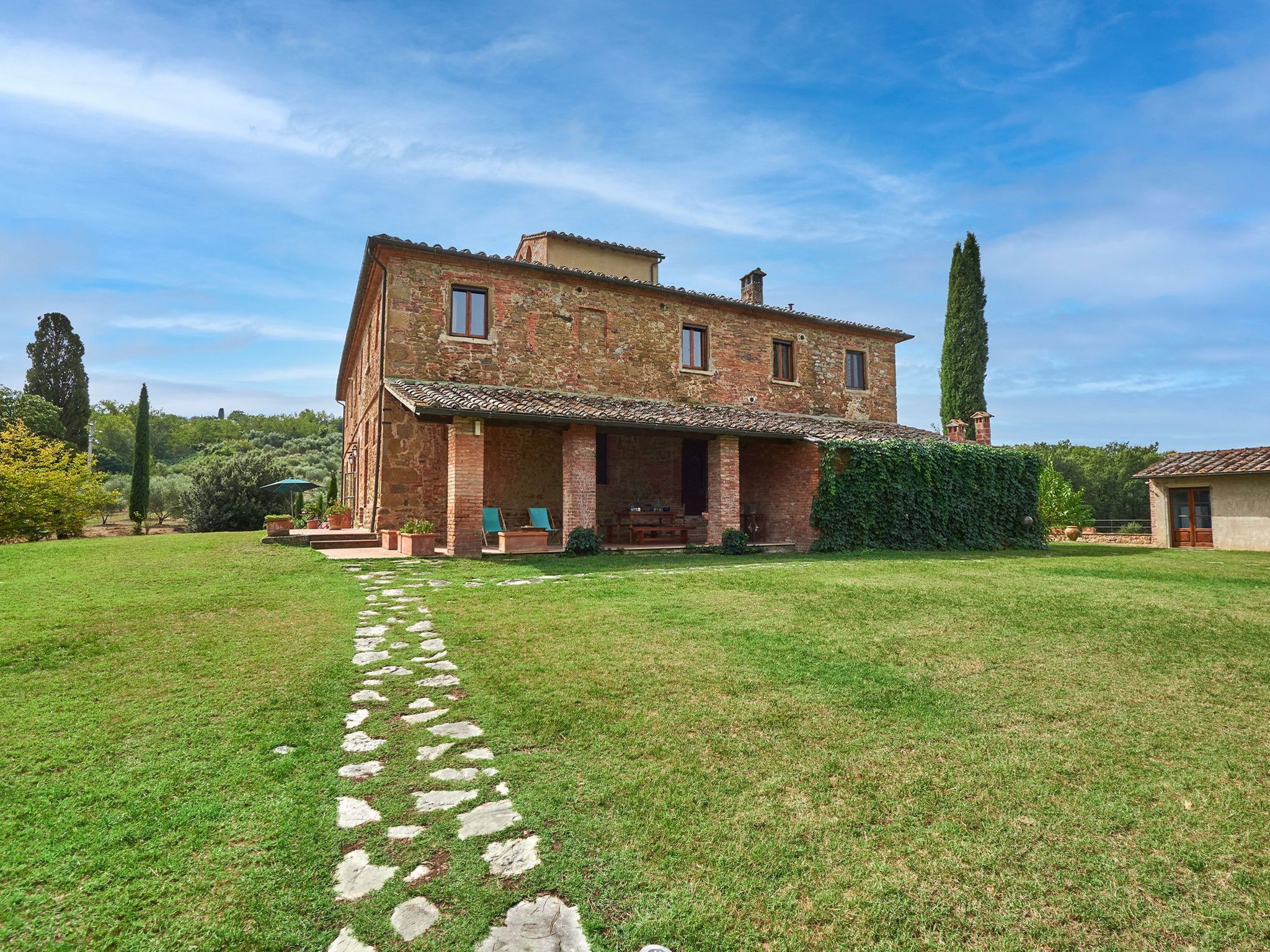 "Dalia castellett-Binnen