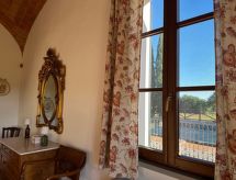 Romantisch Toscaans appartement met panoramisch uitzicht en zwembad - thumbnail 2