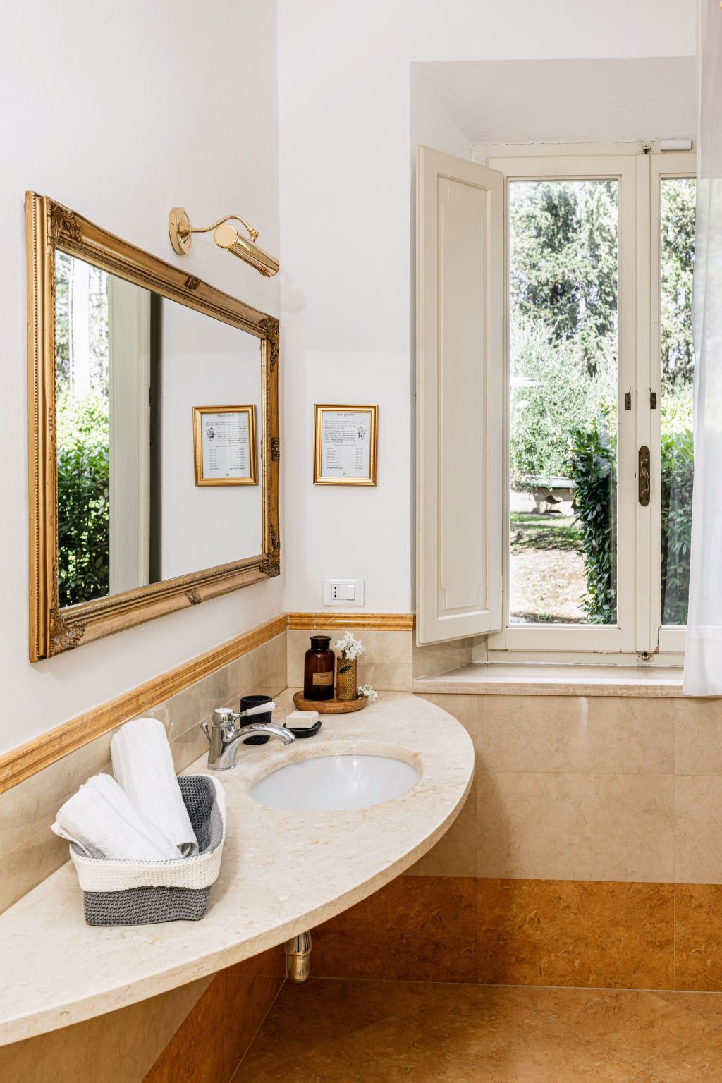 Villa Vianci, ein Zuhause weg von Zuhause-Binnen